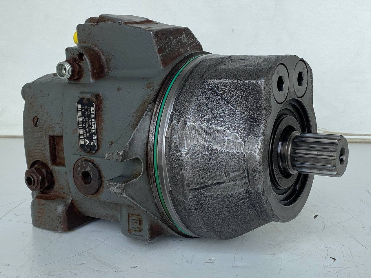Liebherr Hydraulikeinbaumotor FMV075,  ID-Nr.9073978.  LOS914, LOS924, R902, R904, R912, R914, R922, R924, R924 COMP, R924 COMPA.  #13038# - Hydraulisk motor for Bæltegravemaskine: billede 1 Liebherr Hydraulikeinbaumotor FMV075,  ID-Nr.9073978.  LOS914, LOS924, R902, R904, R912, R914, R922, R924, R924 COMP, R924 COMPA.  #13038# - Hydraulisk motor for Bæltegravemaskine: billede 1