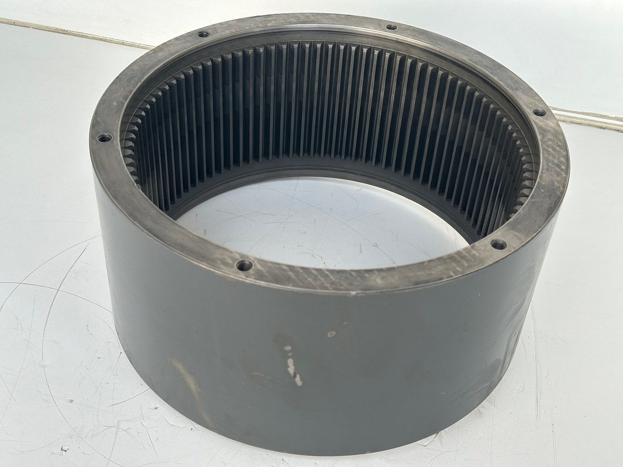 Liebherr Innenrad ID-Nr.90208972. SAT325A296. R934-1550, R938-1650, R945-1866. #90208972.12# - Svingmotor for Bæltegravemaskine: billede 1 Liebherr Innenrad ID-Nr.90208972. SAT325A296. R934-1550, R938-1650, R945-1866. #90208972.12# - Svingmotor for Bæltegravemaskine: billede 1