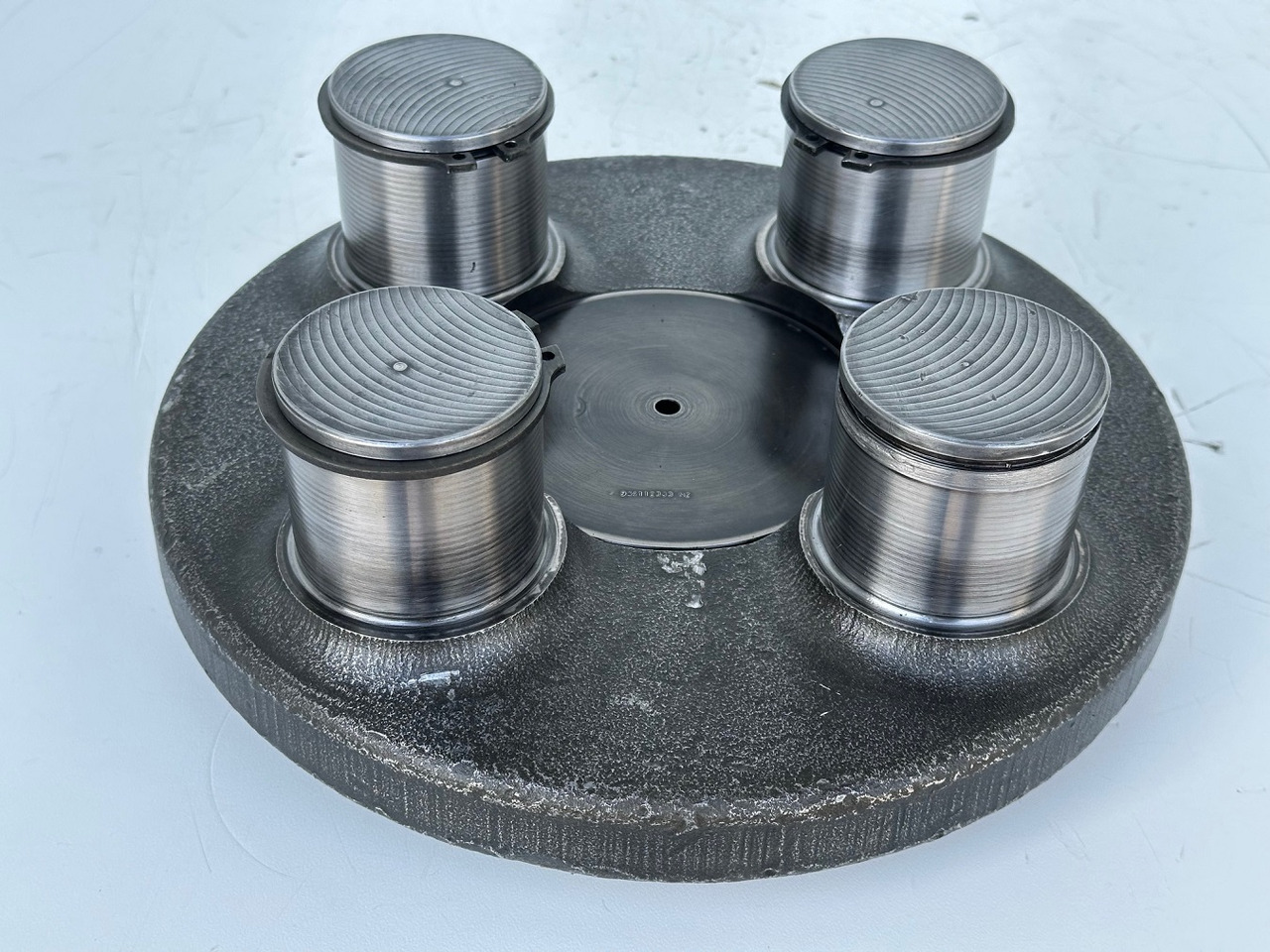 Liebherr Planetenträger ID-Nr.90006116. SAT325/274 - SAT325/294. R936, R940, R946, R950, RZG390. #90006116.FR.40254# - Svingmotor for Bæltegravemaskine: billede 2 Liebherr Planetenträger ID-Nr.90006116. SAT325/274 - SAT325/294. R936, R940, R946, R950, RZG390. #90006116.FR.40254# - Svingmotor for Bæltegravemaskine: billede 2