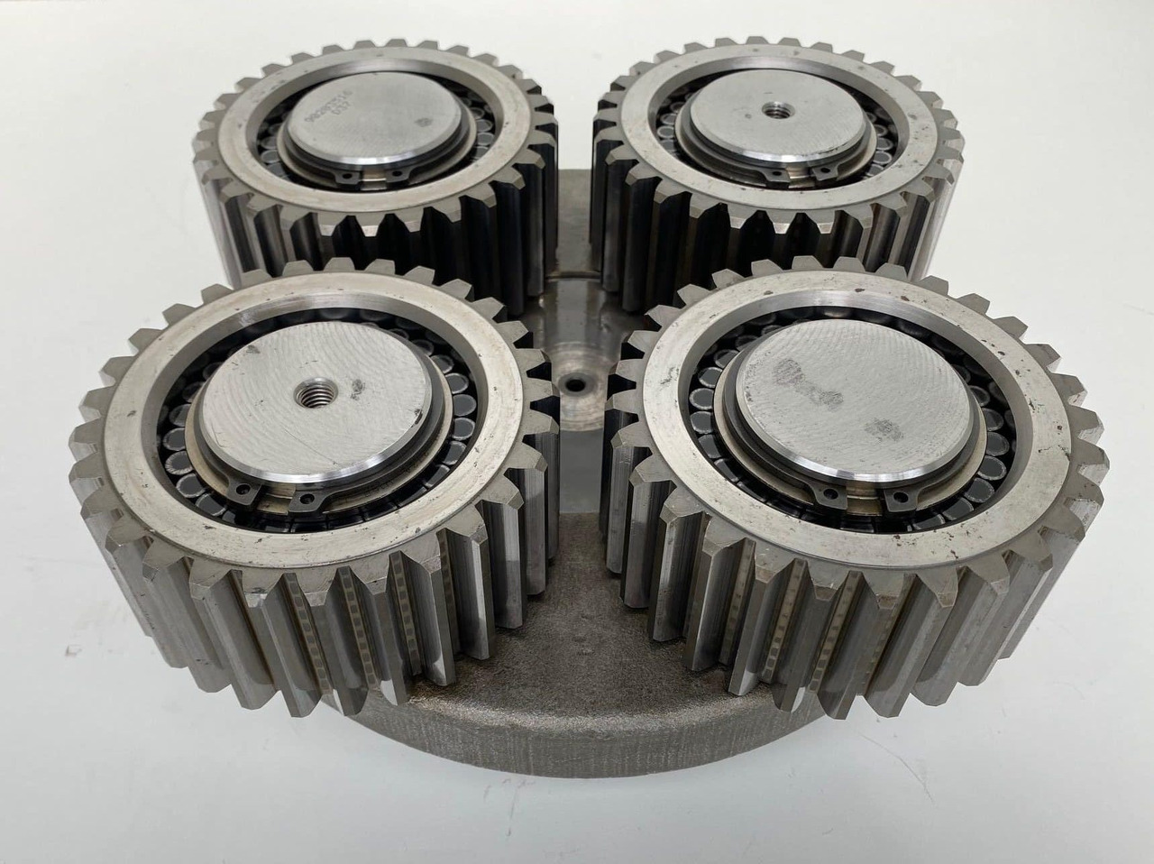 Liebherr Planetenträger ID-Nr.90203516 mit Planetenrad ID-Nr.90203494. Typ:FAT400G546. PR71605LGP-1823. PR716LGP-1423. PR716XL-1422. - Slutdrev for Bulldozer: billede 2 Liebherr Planetenträger ID-Nr.90203516 mit Planetenrad ID-Nr.90203494. Typ:FAT400G546. PR71605LGP-1823. PR716LGP-1423. PR716XL-1422. - Slutdrev for Bulldozer: billede 2