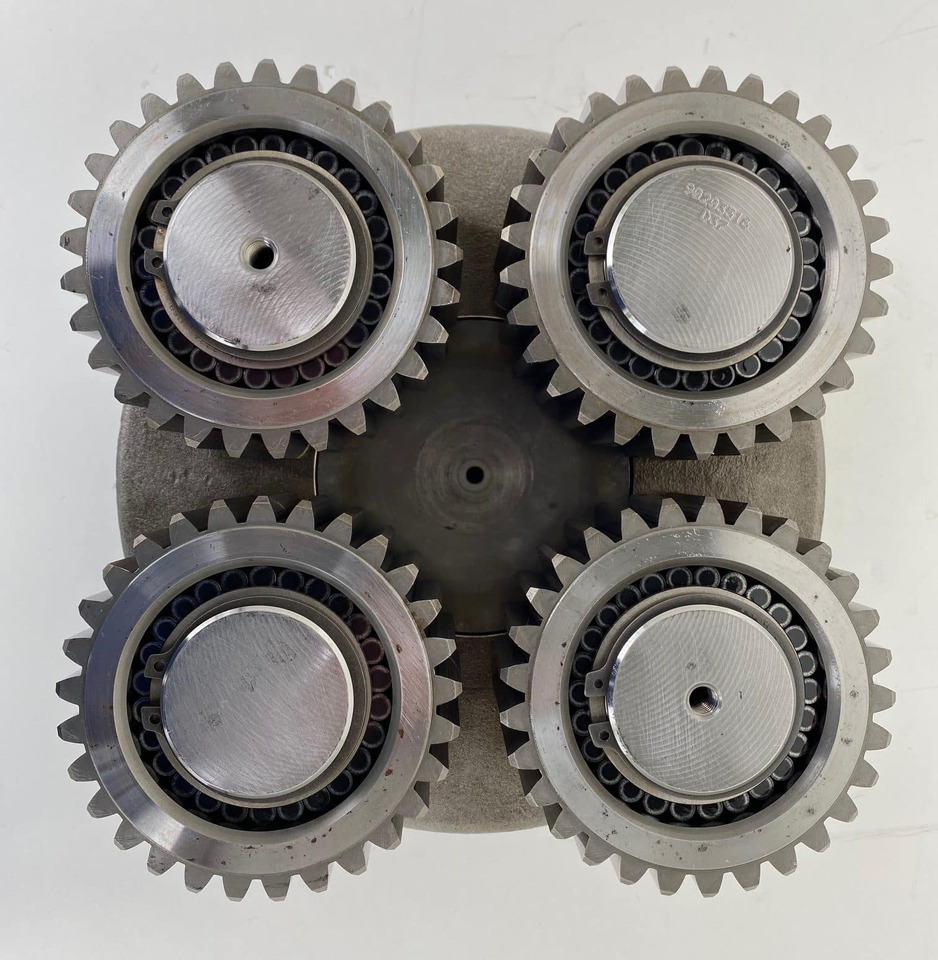 Liebherr Planetenträger ID-Nr.90203516 mit Planetenrad ID-Nr.90203494. Typ:FAT400G546. PR71605LGP-1823. PR716LGP-1423. PR716XL-1422. - Slutdrev for Bulldozer: billede 3 Liebherr Planetenträger ID-Nr.90203516 mit Planetenrad ID-Nr.90203494. Typ:FAT400G546. PR71605LGP-1823. PR716LGP-1423. PR716XL-1422. - Slutdrev for Bulldozer: billede 3