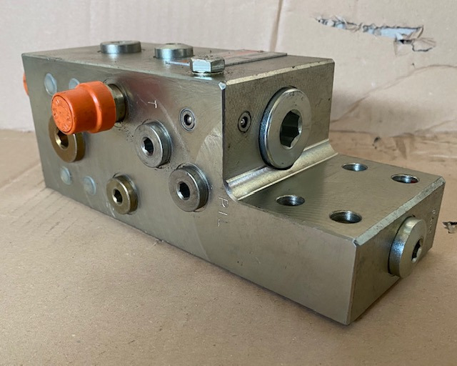 Liebherr Rohrbruchsicherung ID-Nr.5009808. - Hydraulisk ventil for Bæltegravemaskine: billede 5 Liebherr Rohrbruchsicherung ID-Nr.5009808. - Hydraulisk ventil for Bæltegravemaskine: billede 5