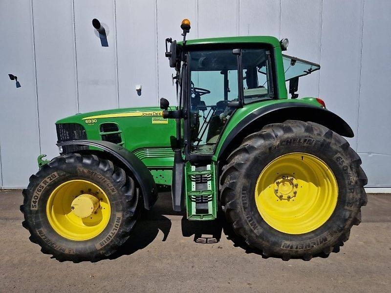 John Deere 6930 Premium AP - Traktor: billede 1 John Deere 6930 Premium AP - Traktor: billede 1