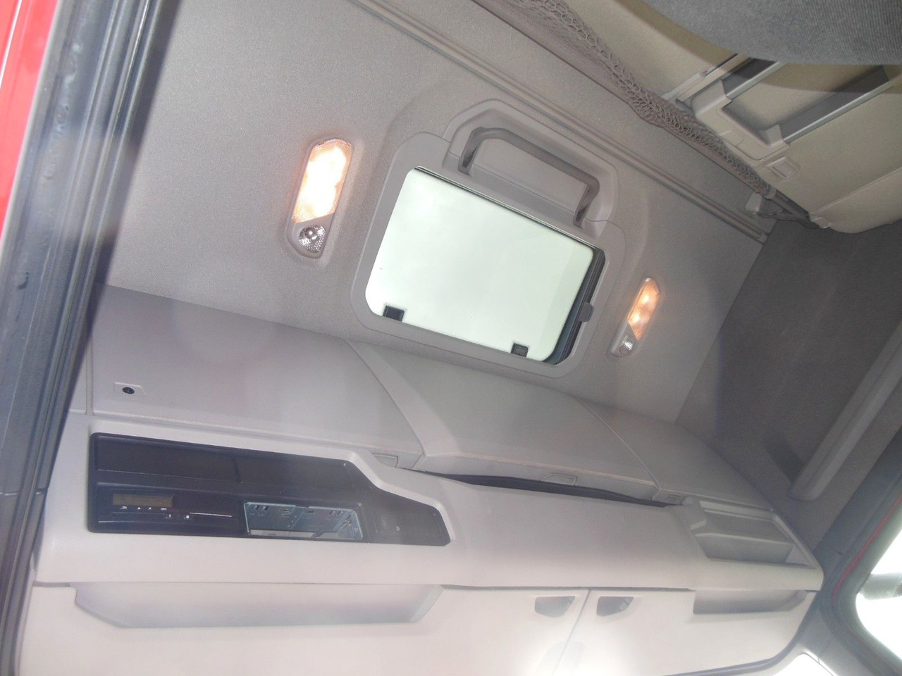 Trækker Scania R450, LOWDECK, RETARDER, STANDKLIMA: billede 10 Trækker Scania R450, LOWDECK, RETARDER, STANDKLIMA: billede 10