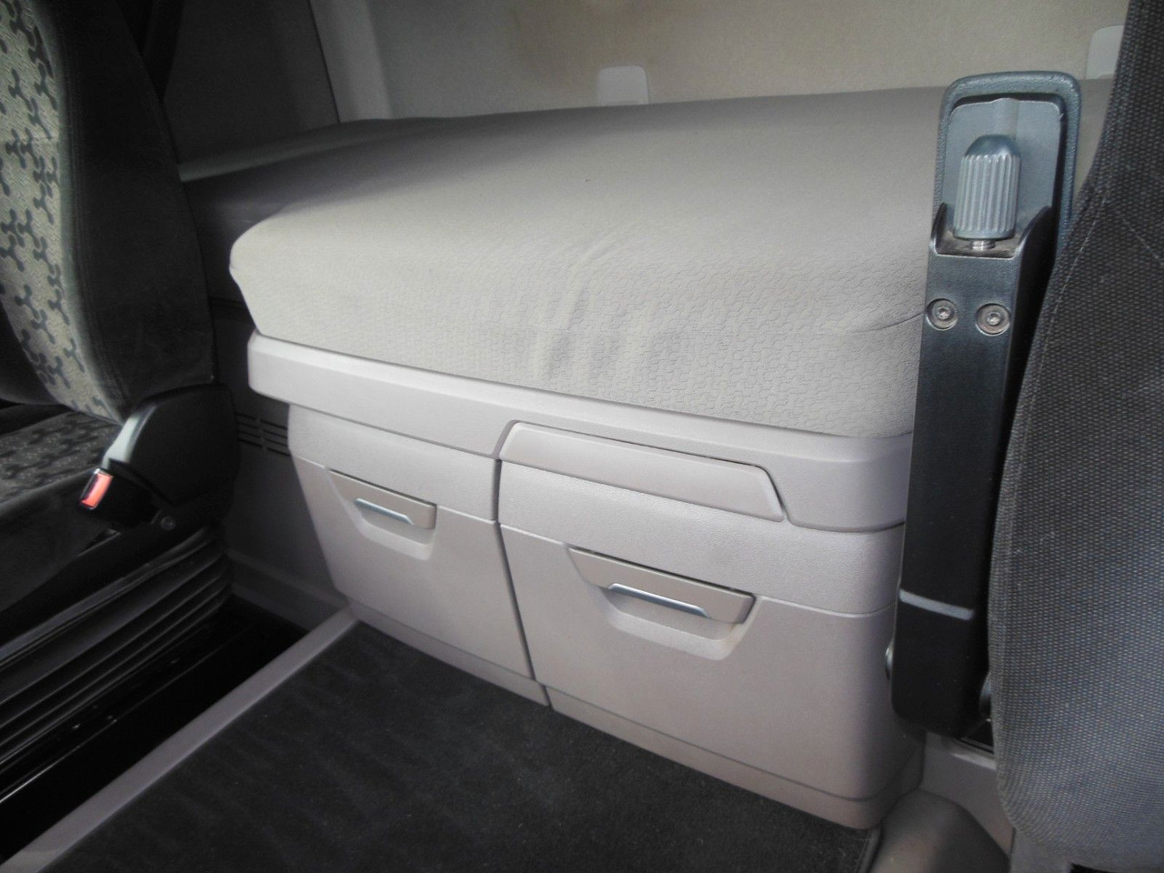 Trækker Scania R450, LOWDECK, RETARDER, STANDKLIMA: billede 12 Trækker Scania R450, LOWDECK, RETARDER, STANDKLIMA: billede 12