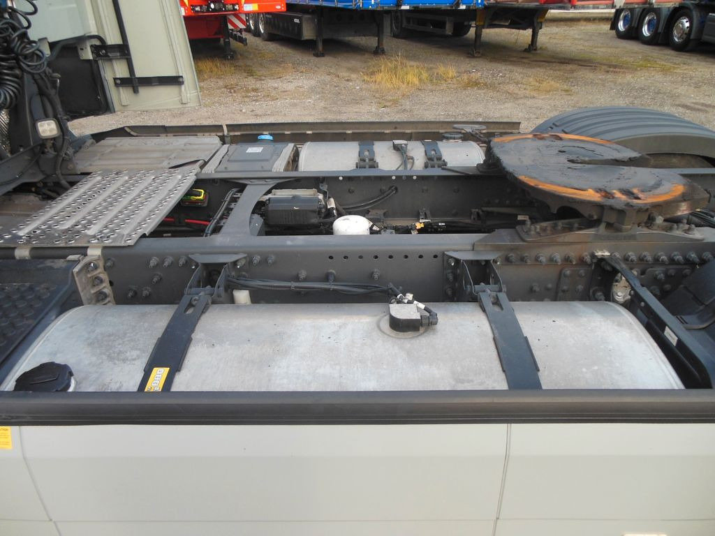 Volvo FH 13/460 TURBO COMPOUND,I-SAVE,I-PARK COOL,TOP Volvo FH 13/460 TURBO COMPOUND,I-SAVE,I-PARK COOL,TOP - Trækker: billede 5 Volvo FH 13/460 TURBO COMPOUND,I-SAVE,I-PARK COOL,TOP Volvo FH 13/460 TURBO COMPOUND,I-SAVE,I-PARK COOL,TOP - Trækker: billede 5