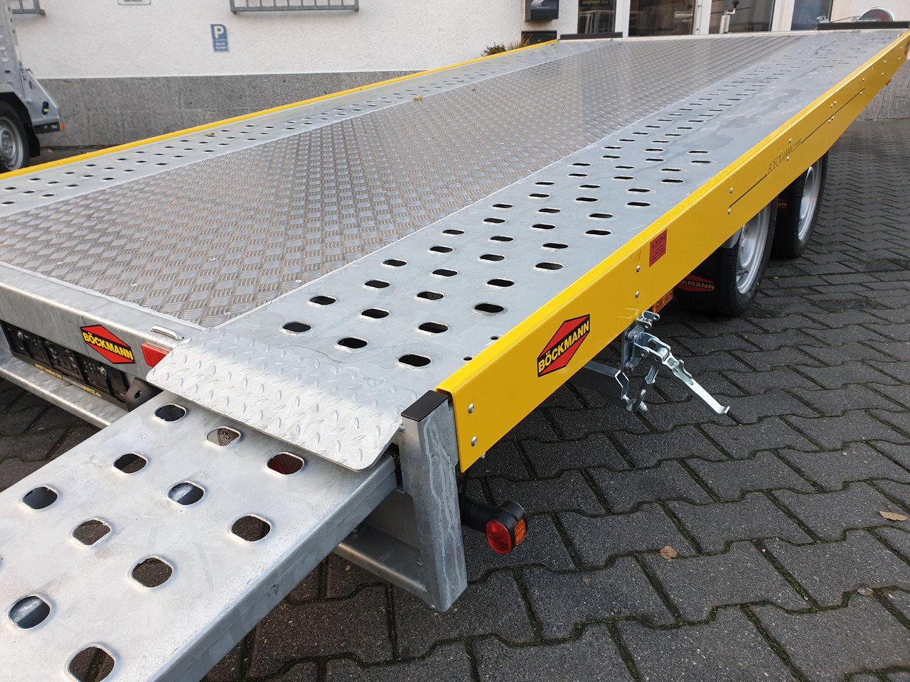 Böckmann AH 4320/35 430x208cm easyload ankipbar Aluboden 3500kg - Biltransportør påhængsvogn: billede 2 Böckmann AH 4320/35 430x208cm easyload ankipbar Aluboden 3500kg - Biltransportør påhængsvogn: billede 2