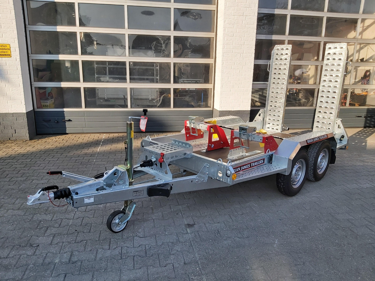 Brian James Digger Plant 543-2813-27 280x130cm Schaufelablage Rampen Trac Strap System 2700kg - Maskintrailer: billede 5 Brian James Digger Plant 543-2813-27 280x130cm Schaufelablage Rampen Trac Strap System 2700kg - Maskintrailer: billede 5