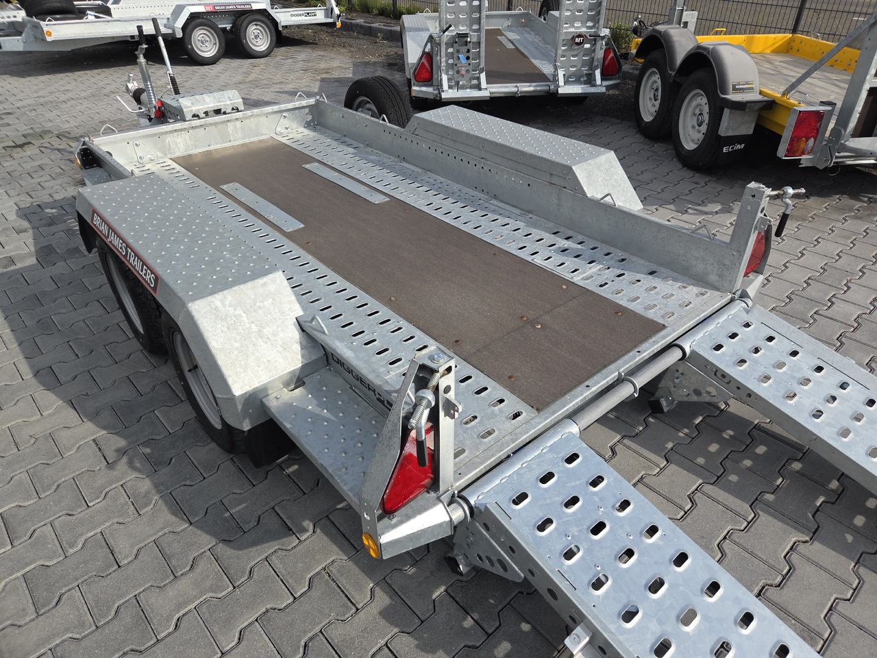 Brian James Digger Plant 543-2813-35 280x130cm Auffahrrampen klappbar Reserverad 3500kg - Maskintrailer: billede 4 Brian James Digger Plant 543-2813-35 280x130cm Auffahrrampen klappbar Reserverad 3500kg - Maskintrailer: billede 4