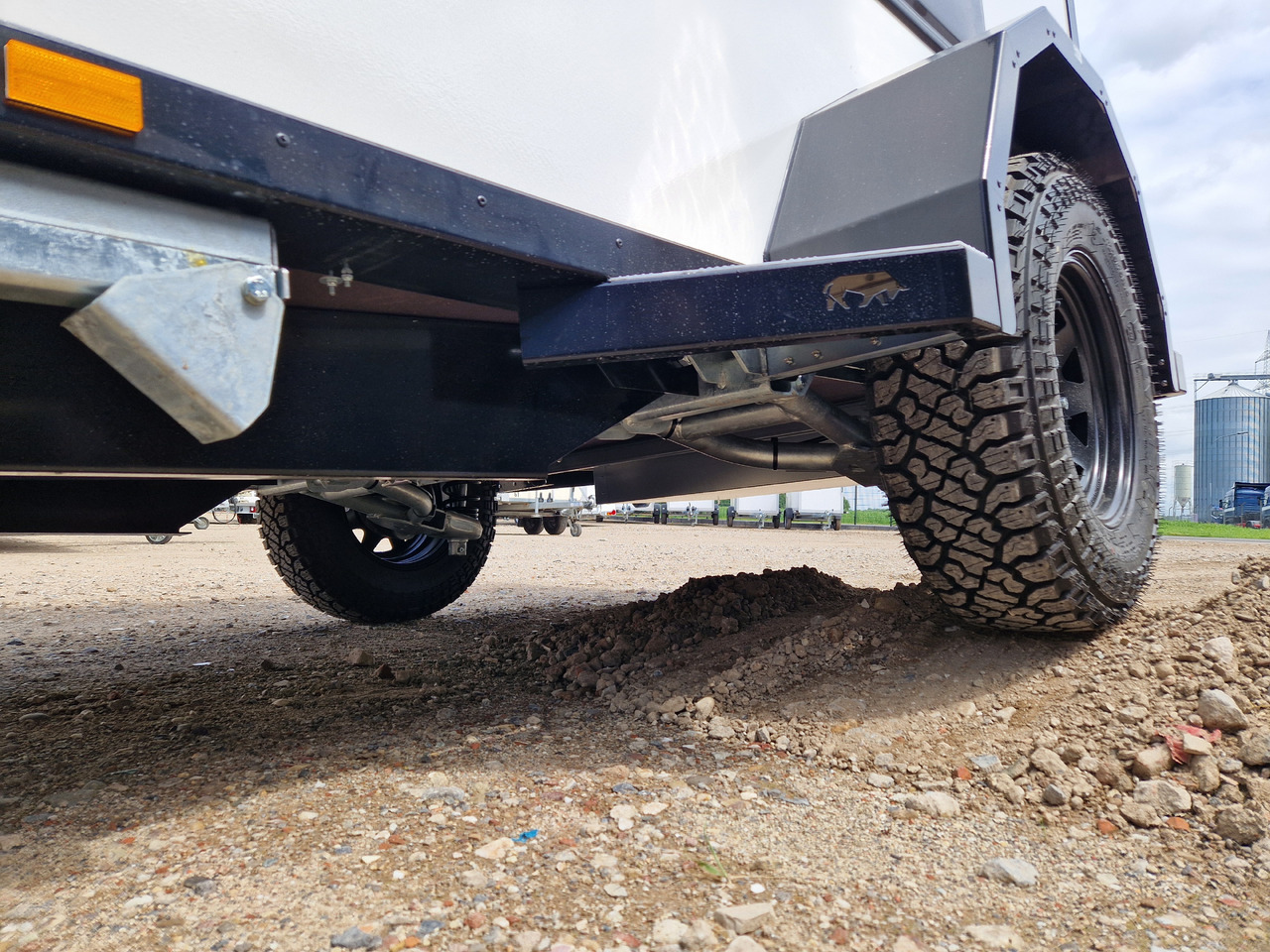 Campingvogn Cargo Base Camp offroad M 290x148x128cm Solar Akku 12 Volt Reeling 1350kg 100km/H: billede 7 Campingvogn Cargo Base Camp offroad M 290x148x128cm Solar Akku 12 Volt Reeling 1350kg 100km/H: billede 7