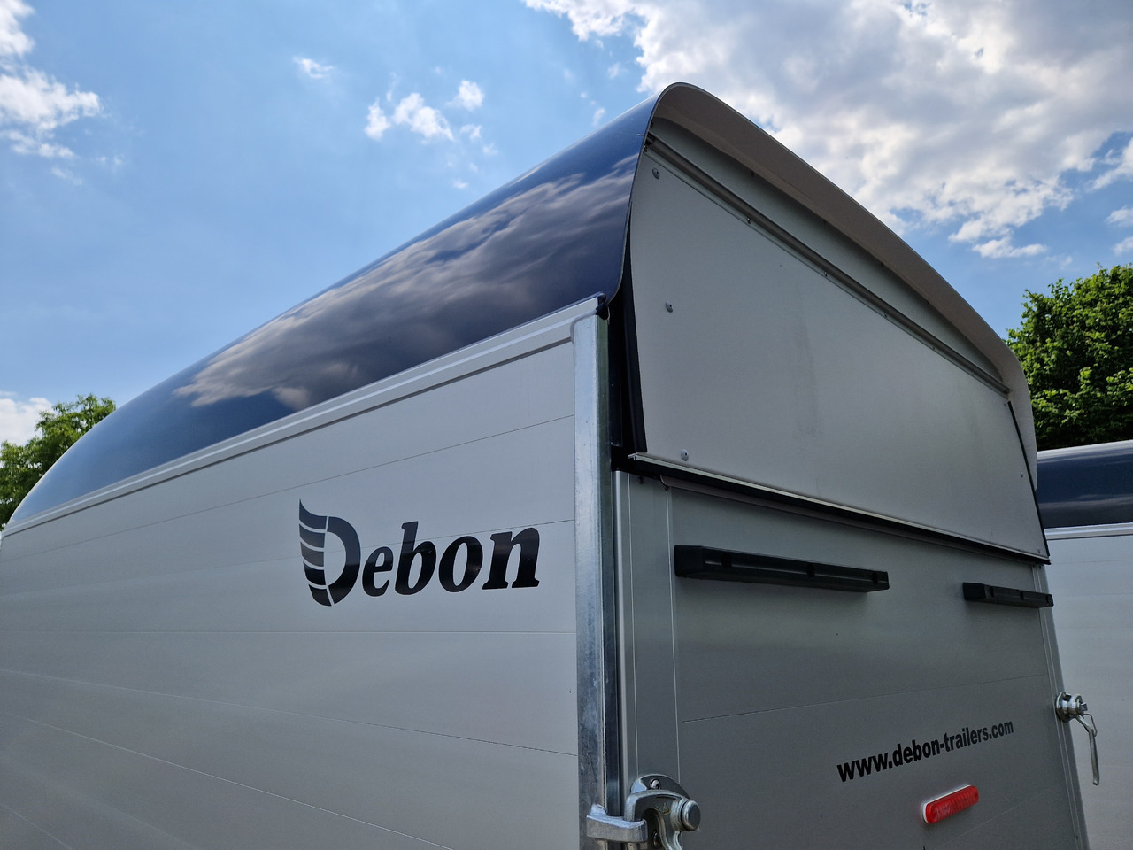 Cargo Roadster 500 312x167x199cm Alu Poly royalblue Pullman 100 km/H 2000kg Abverkauf - Varevogn påhængsvogn: billede 2 Cargo Roadster 500 312x167x199cm Alu Poly royalblue Pullman 100 km/H 2000kg Abverkauf - Varevogn påhængsvogn: billede 2