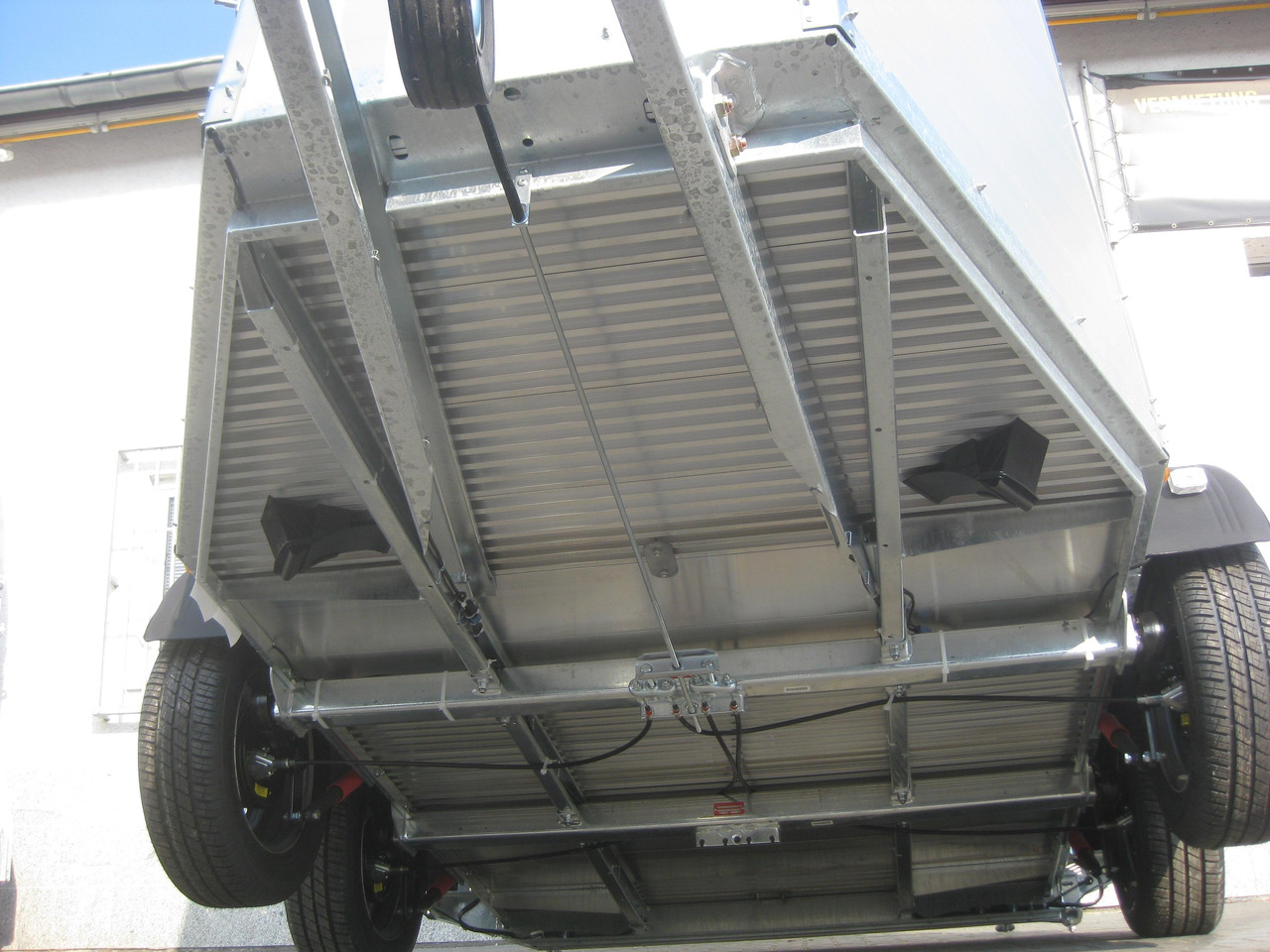 Hestetrailer Pferdeanhänger Böckmann Champion C 2700kg CFF+ 100 km/H: billede 11 Hestetrailer Pferdeanhänger Böckmann Champion C 2700kg CFF+ 100 km/H: billede 11