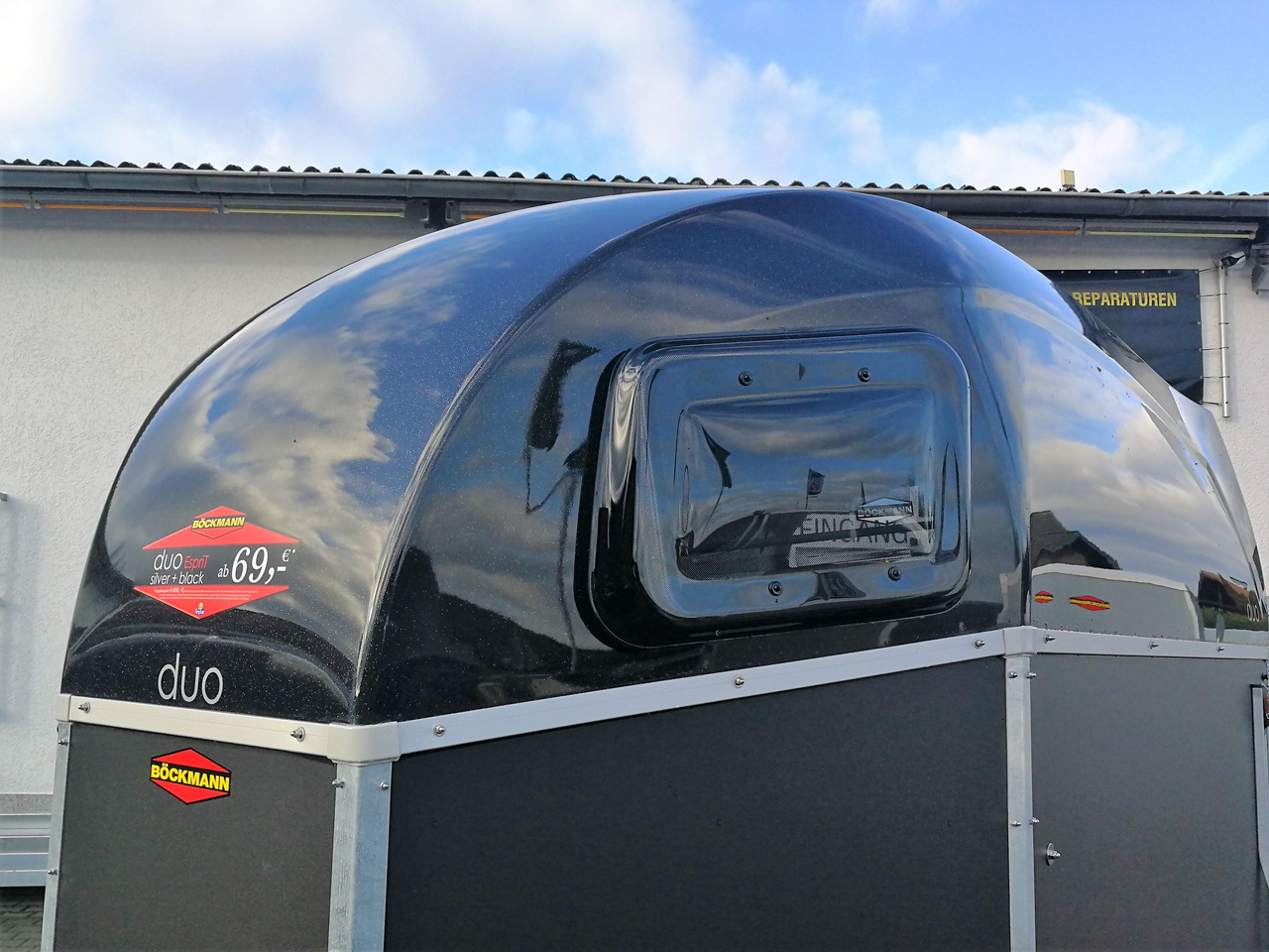 Pferdeanhänger Böckmann DUO Esprit silver black Haube schwarz 2400kg Modell 2024 - Hestetrailer: billede 4 Pferdeanhänger Böckmann DUO Esprit silver black Haube schwarz 2400kg Modell 2024 - Hestetrailer: billede 4