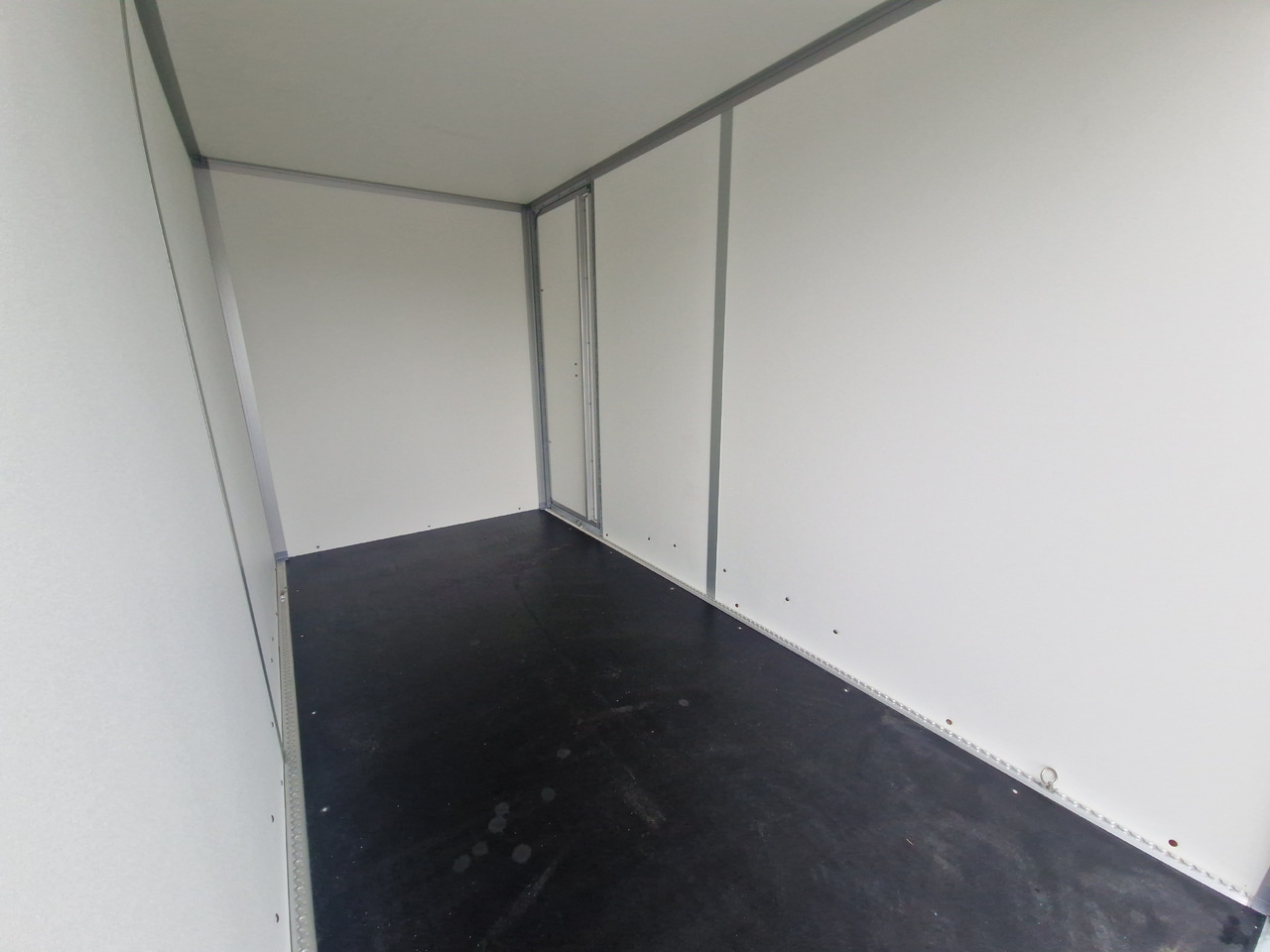 Varevogn påhængsvogn Saris Koffer GO 356 169 200 2700 2 356x169x200cm Hecktüren Seitentür grau GFK (L) 2700kg: billede 7