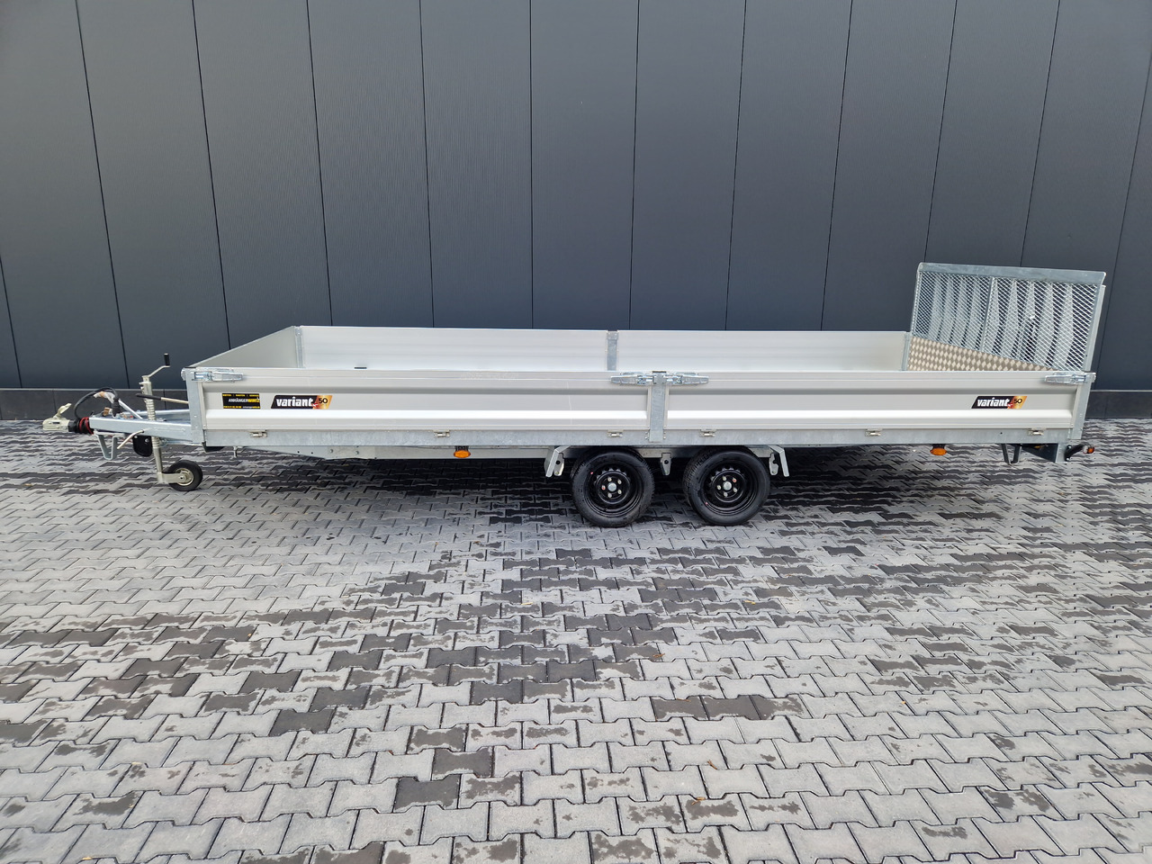 Variant Maschinentransporter 3552 UX Maxi Load 520x210x30cm Tandem Parabelfederung LED 3500kg - Maskintrailer: billede 2 Variant Maschinentransporter 3552 UX Maxi Load 520x210x30cm Tandem Parabelfederung LED 3500kg - Maskintrailer: billede 2