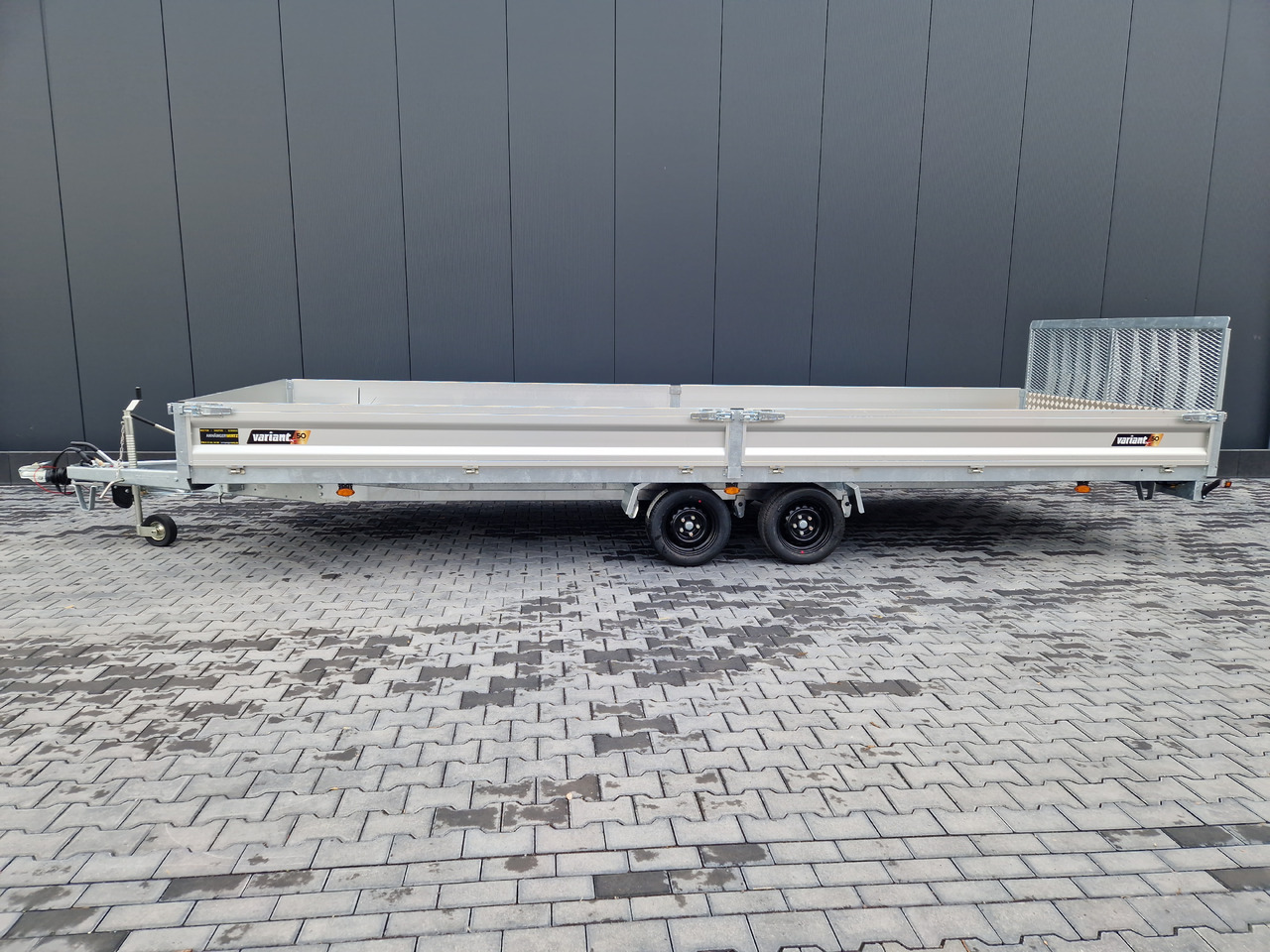 Variant Maschinentransporter 3562 UX Maxi Load 620x210x30cm LED Felgen black 3500kg 2025 - Maskintrailer: billede 2 Variant Maschinentransporter 3562 UX Maxi Load 620x210x30cm LED Felgen black 3500kg 2025 - Maskintrailer: billede 2