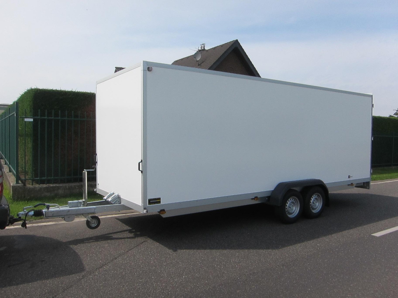 WM Meyer Kofferanhänger AZ 3560/200 S40 601x200x205cm 3500kg preorder Aktion - Varevogn påhængsvogn: billede 2 WM Meyer Kofferanhänger AZ 3560/200 S40 601x200x205cm 3500kg preorder Aktion - Varevogn påhængsvogn: billede 2