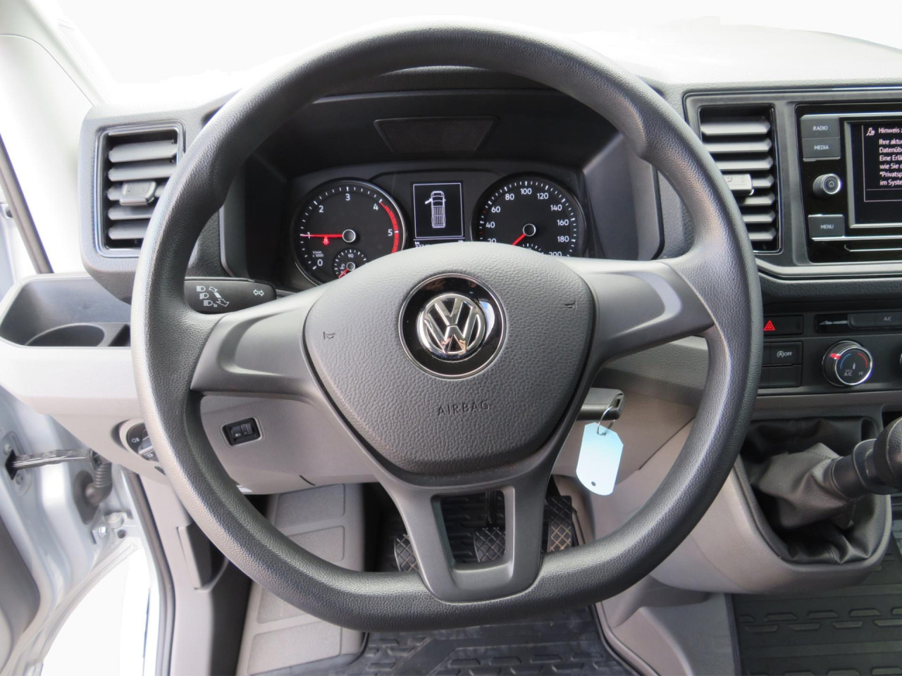 VOLKSWAGEN Crafter 35 L4H3 Doka Kasten Klima AHK Navi ZV - Varevogn, Mandskabsbil: billede 2 VOLKSWAGEN Crafter 35 L4H3 Doka Kasten Klima AHK Navi ZV - Varevogn, Mandskabsbil: billede 2