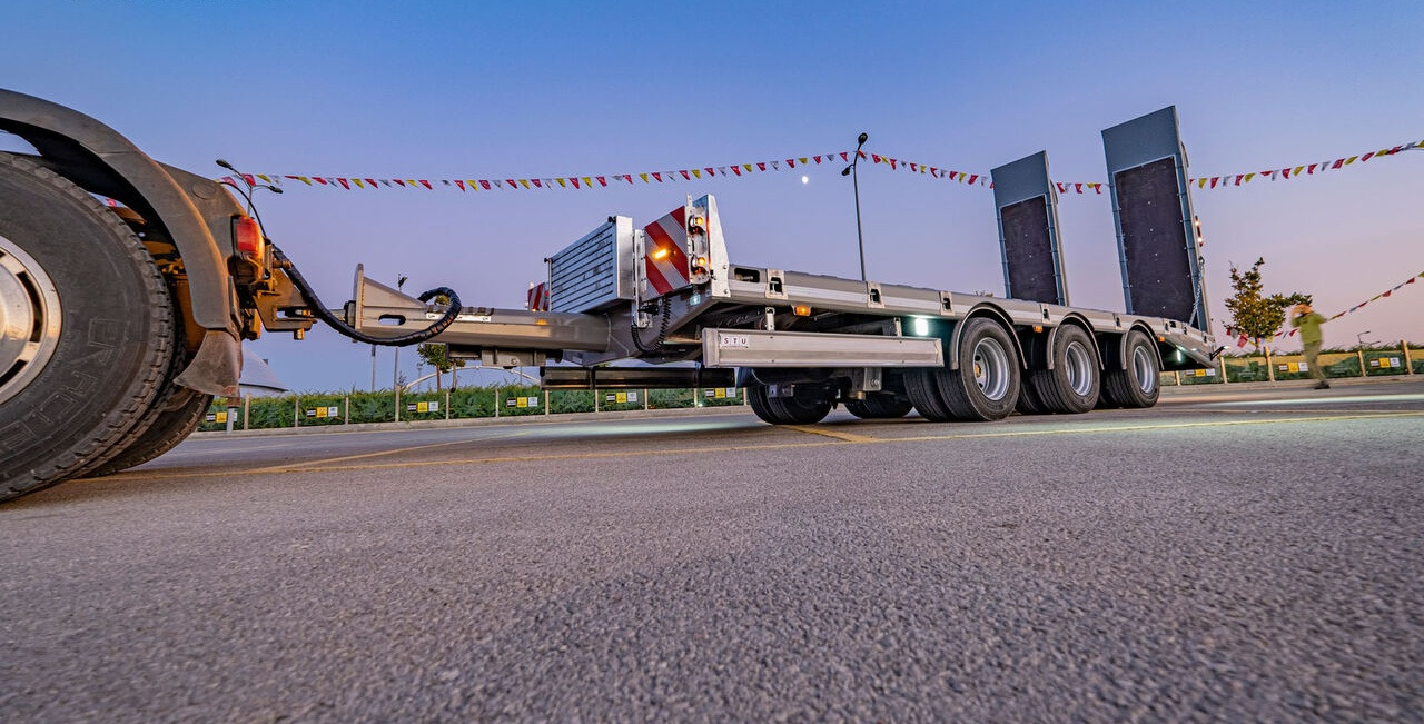 STU Boat Drawbar Trailer / Bateau ATTACHE Remorque - Nedbygget platform påhængsvogn: billede 2 STU Boat Drawbar Trailer / Bateau ATTACHE Remorque - Nedbygget platform påhængsvogn: billede 2