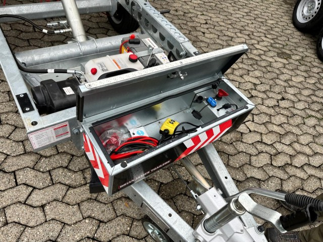 Brian James Cargo Tipper 2, Heckkipper 526-3116-35-2-12, 3100 x 1600 x 300 mm, 3,5 to. - Tipvogn påhængsvogn: billede 3 Brian James Cargo Tipper 2, Heckkipper 526-3116-35-2-12, 3100 x 1600 x 300 mm, 3,5 to. - Tipvogn påhængsvogn: billede 3