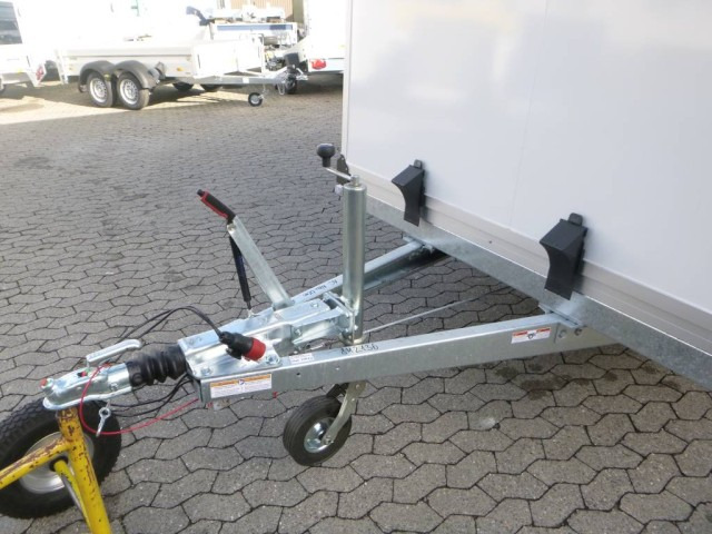 Humbaur Koffer HK 253718-20 PF30, 2,5 to. 3685x1730x1885mm - Varevogn påhængsvogn: billede 2 Humbaur Koffer HK 253718-20 PF30, 2,5 to. 3685x1730x1885mm - Varevogn påhængsvogn: billede 2