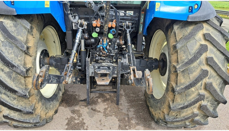 New Holland T 4.105 - Traktor: billede 5 New Holland T 4.105 - Traktor: billede 5