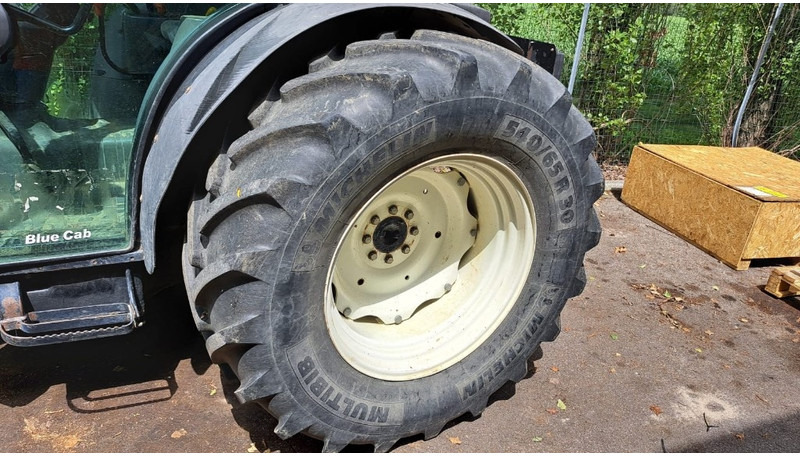 New Holland TN 95 D A - Traktor: billede 5 New Holland TN 95 D A - Traktor: billede 5