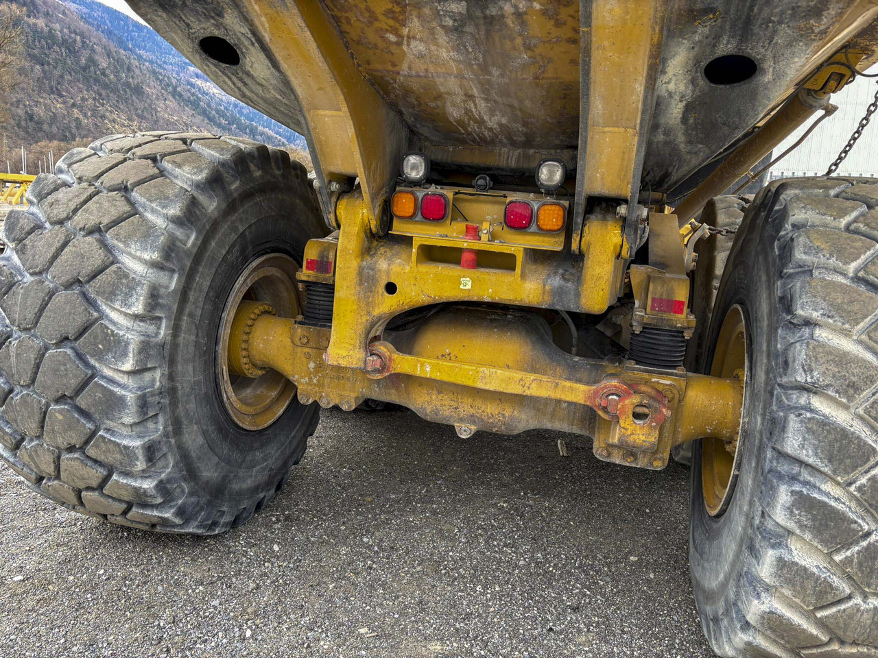 CATERPILLAR 740 - Knækstyret dumper: billede 5 CATERPILLAR 740 - Knækstyret dumper: billede 5