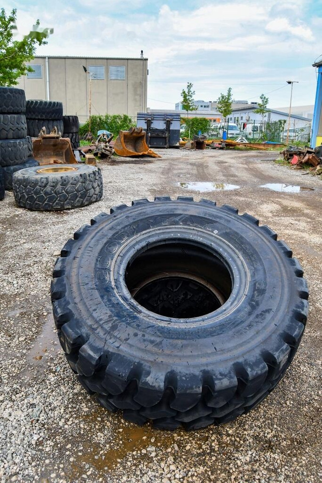 Goodyear 20.5R25 - Komplet hjul: billede 2 Goodyear 20.5R25 - Komplet hjul: billede 2
