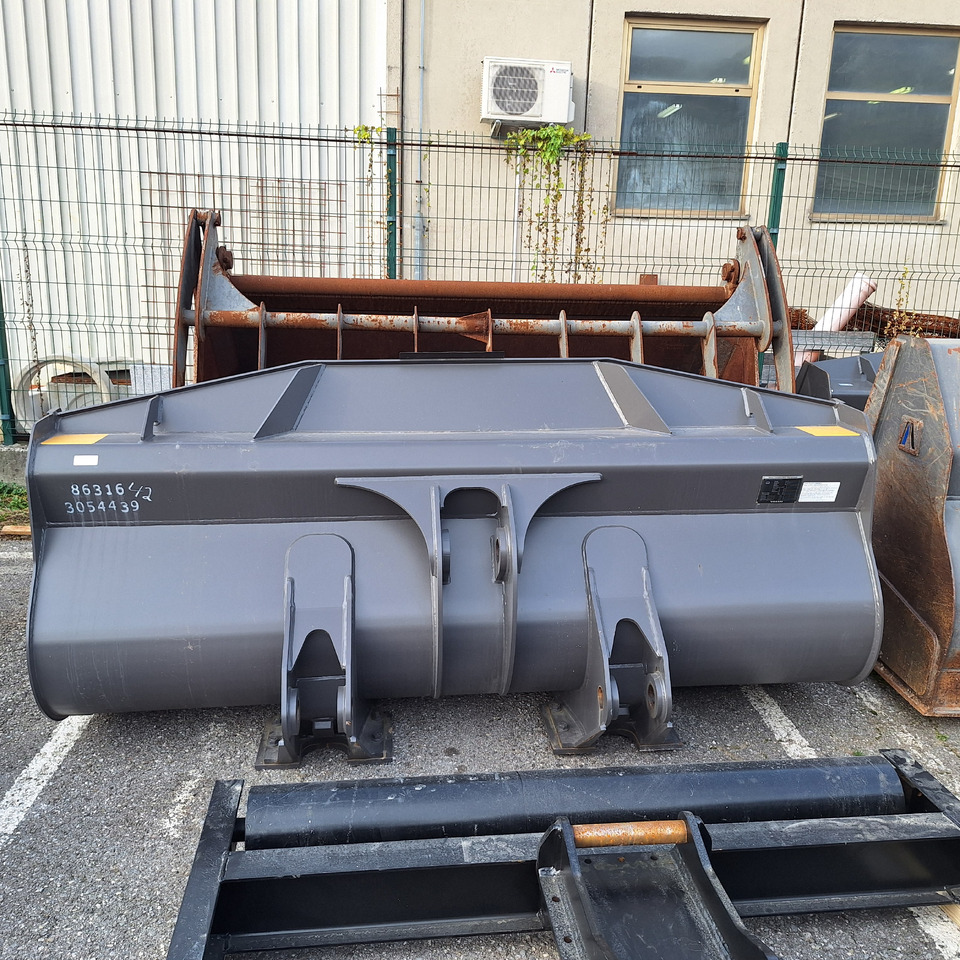 VOLVO 2880 mm for 18-22 ton wheel loaders - Læsseskovl for Entreprenørmaskin: billede 5 VOLVO 2880 mm for 18-22 ton wheel loaders - Læsseskovl for Entreprenørmaskin: billede 5