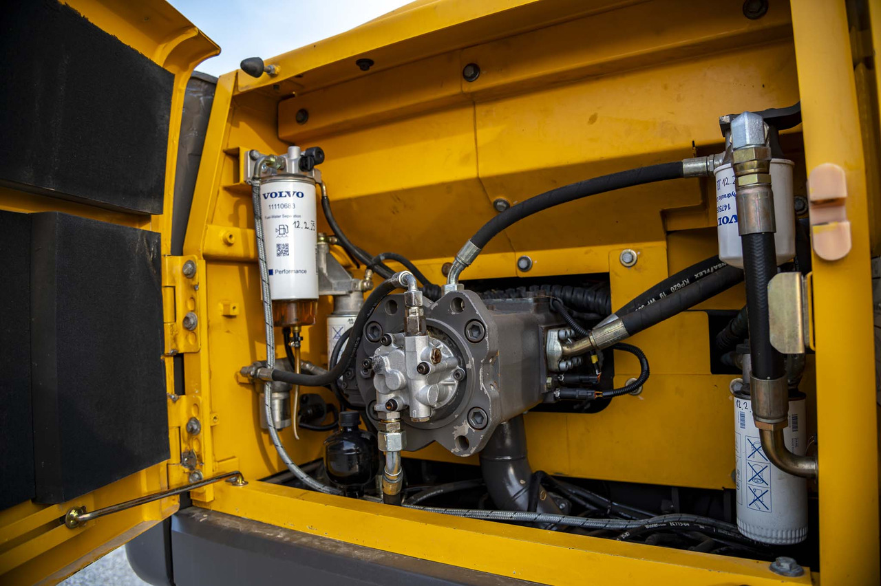Bæltegravemaskine VOLVO EC210CNL: billede 44