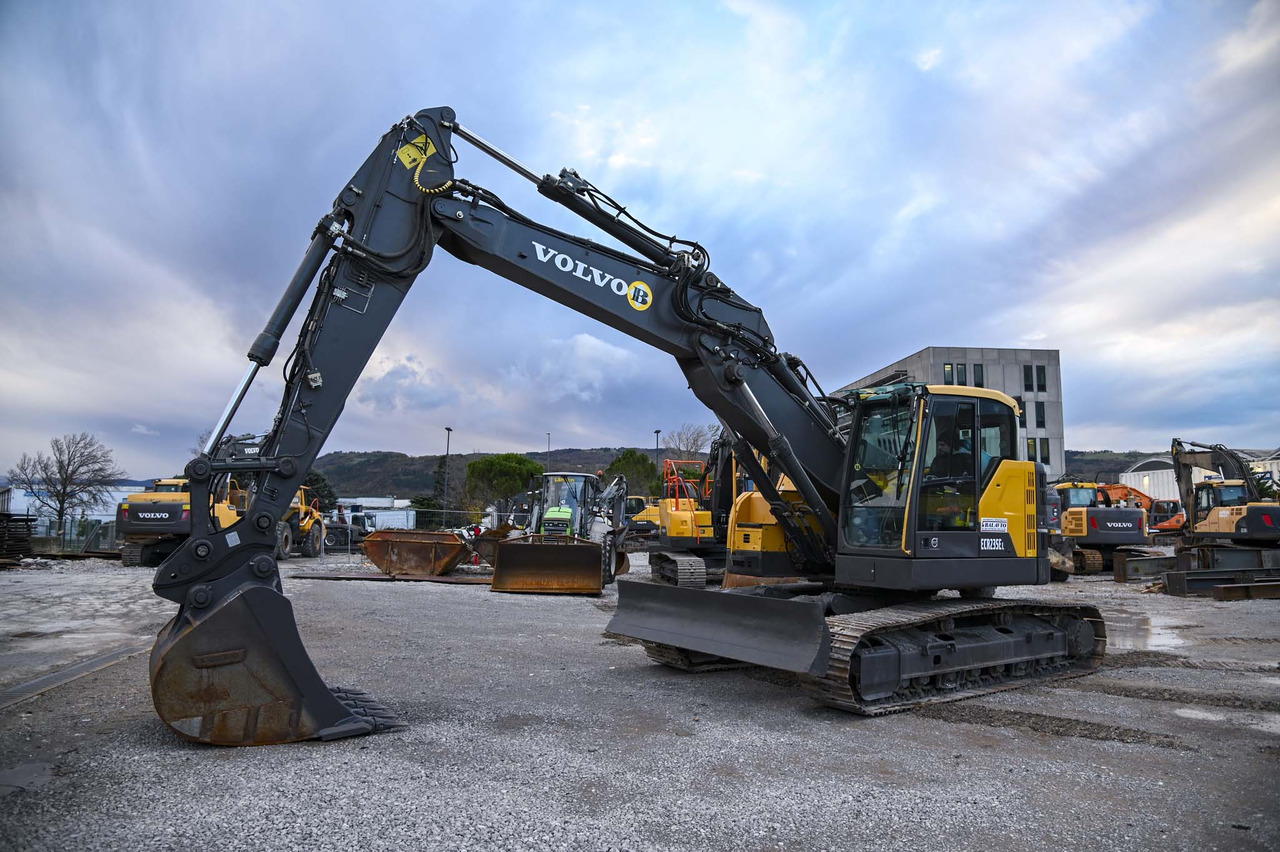 VOLVO ECR235EL - Bæltegravemaskine: billede 2 VOLVO ECR235EL - Bæltegravemaskine: billede 2