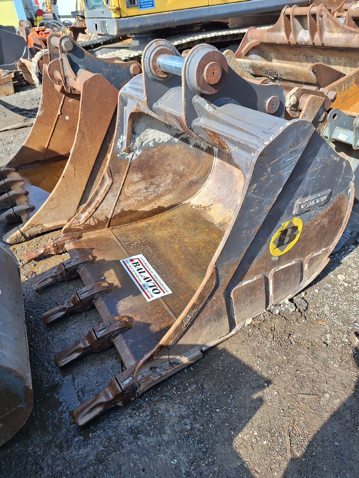 VOLVO digging bucket 1100 mm - Skovl til gravemaskine: billede 4 VOLVO digging bucket 1100 mm - Skovl til gravemaskine: billede 4