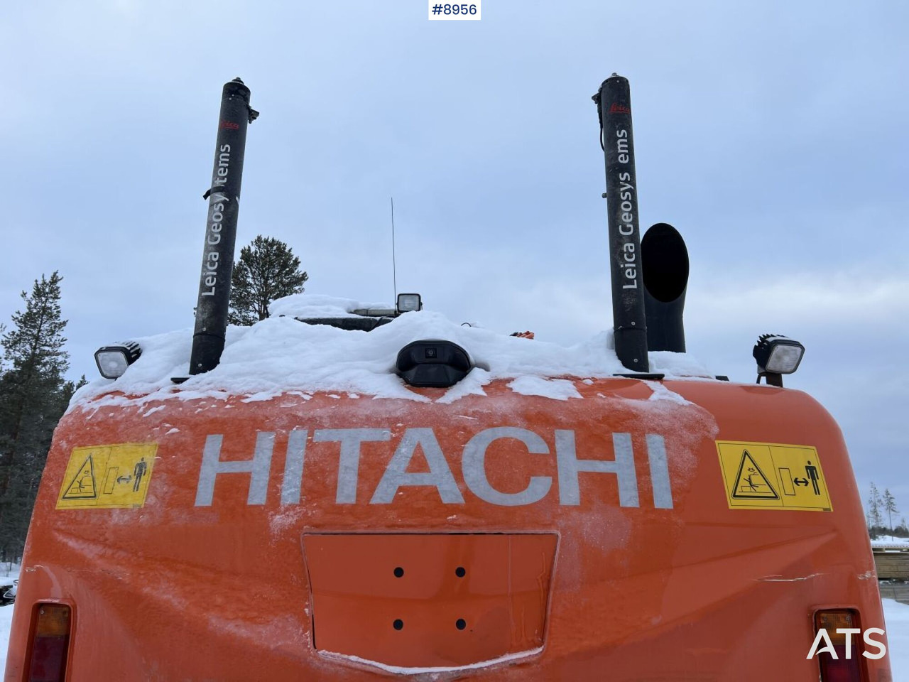 Hitachi ZX 170 W Wheeled excavator with tipper wagon and attachments - Hjulgravemaskine: billede 5 Hitachi ZX 170 W Wheeled excavator with tipper wagon and attachments - Hjulgravemaskine: billede 5
