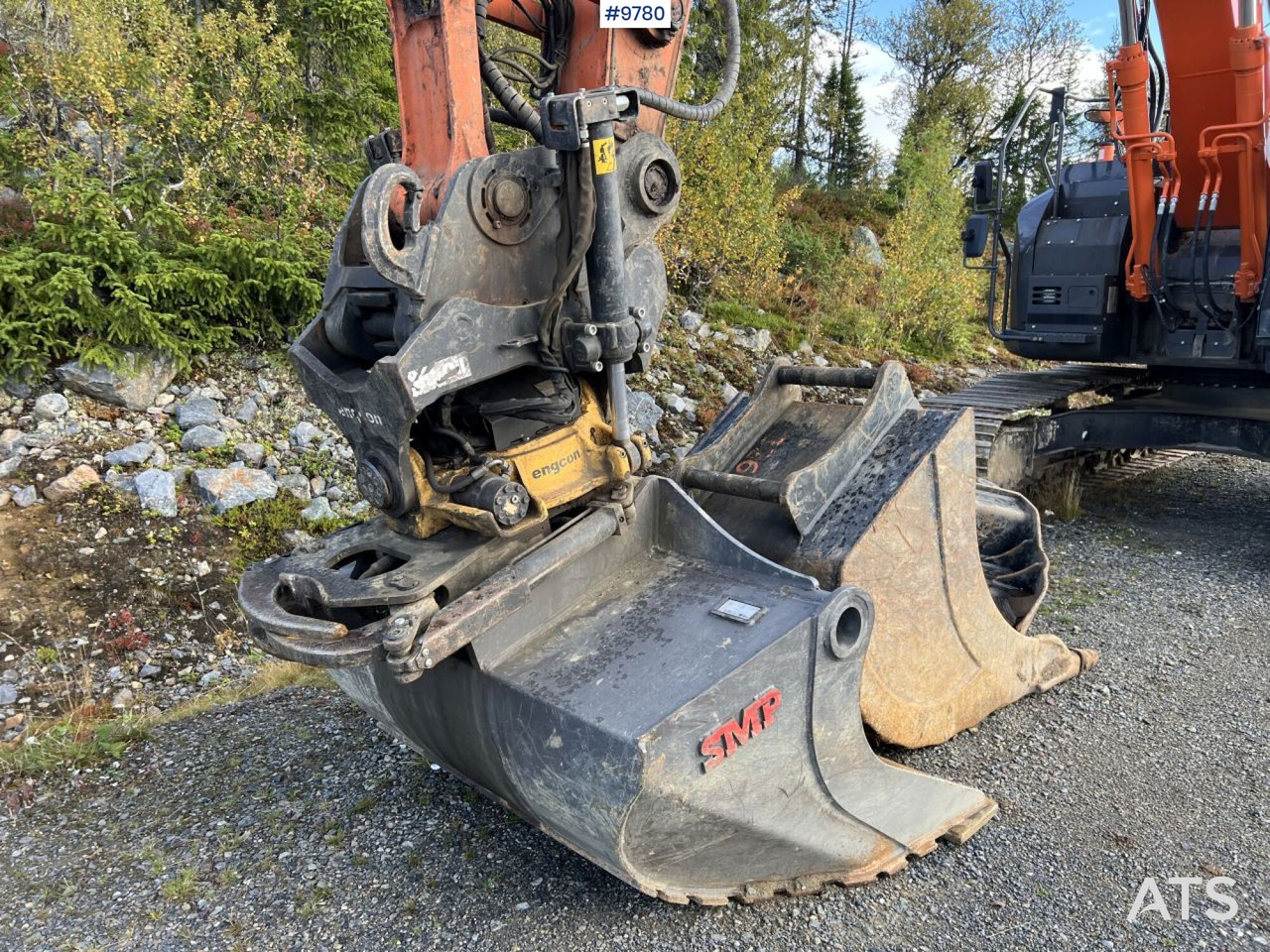 Hitachi ZX 225 US LC-L with excavation system and attachments - Bæltegravemaskine: billede 5 Hitachi ZX 225 US LC-L with excavation system and attachments - Bæltegravemaskine: billede 5