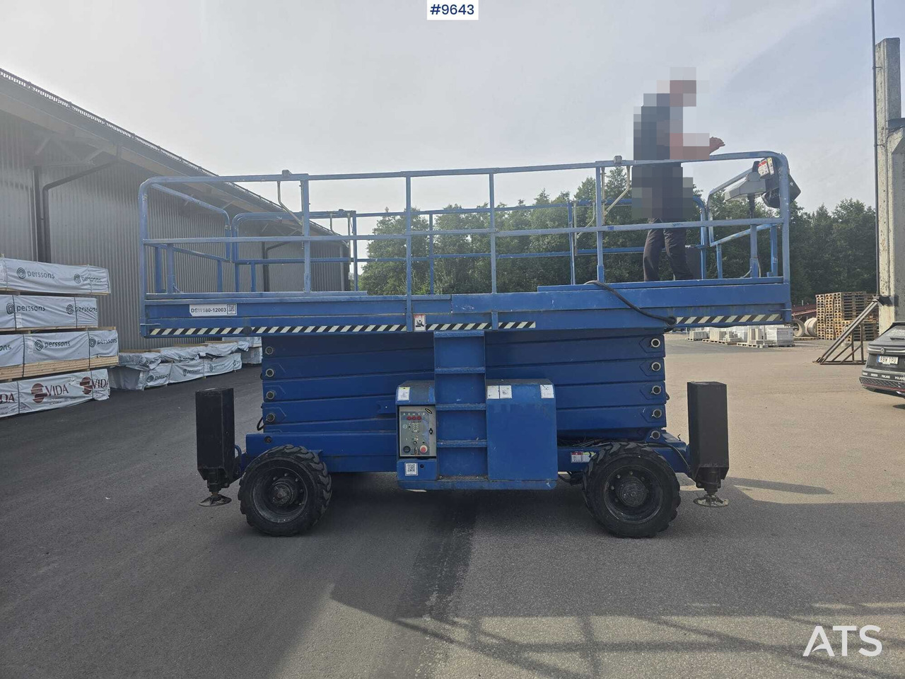 Large scissor lift Haulotte (VIDEO) - Sakselift: billede 1 Large scissor lift Haulotte (VIDEO) - Sakselift: billede 1