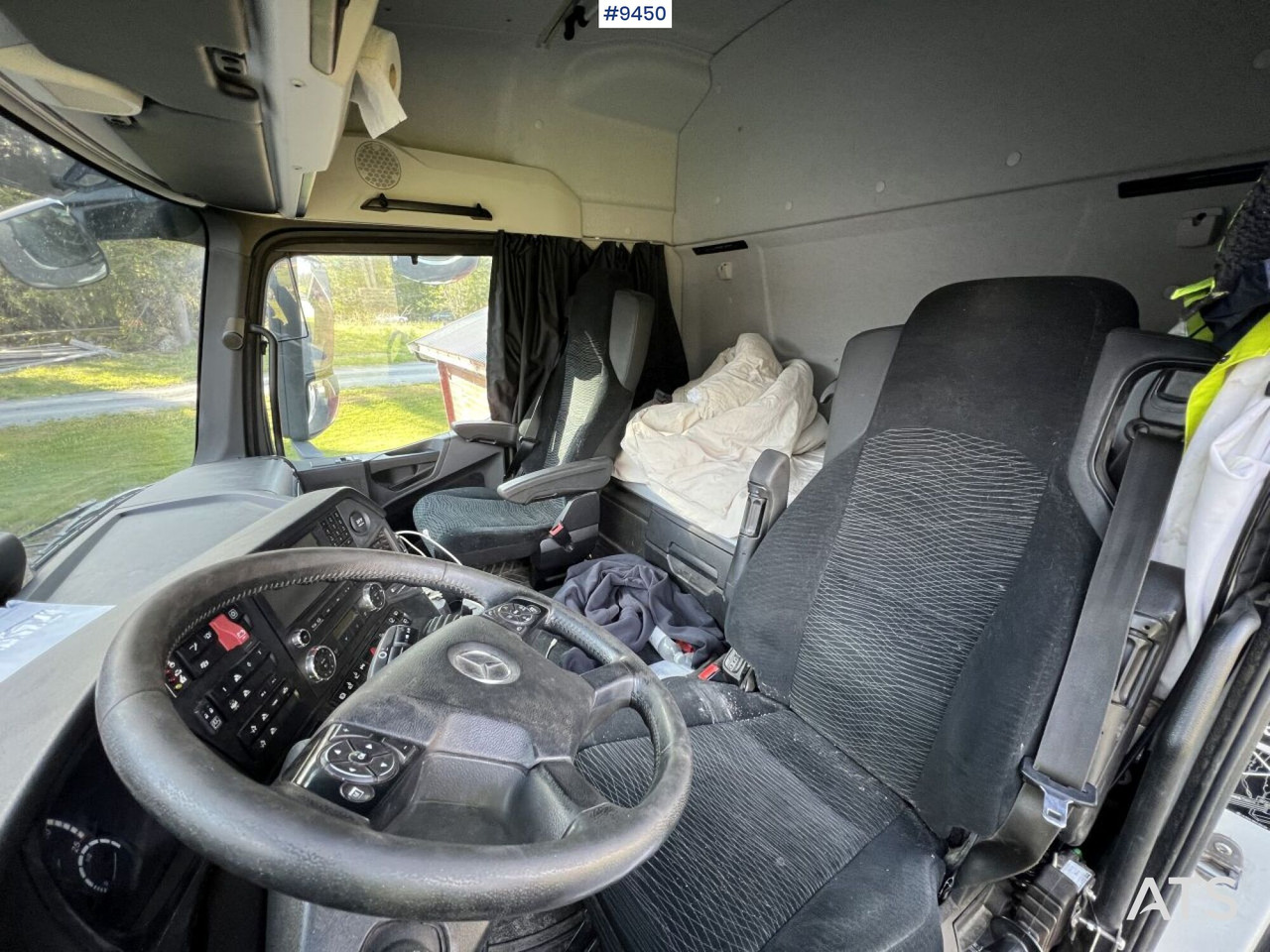 Leje en Mercedes Benz Arocs 3251 Tridem Hooklift, flatbed and concrete rotator Mercedes Benz Arocs 3251 Tridem Hooklift, flatbed and concrete rotator: billede 6 Leje en Mercedes Benz Arocs 3251 Tridem Hooklift, flatbed and concrete rotator Mercedes Benz Arocs 3251 Tridem Hooklift, flatbed and concrete rotator: billede 6