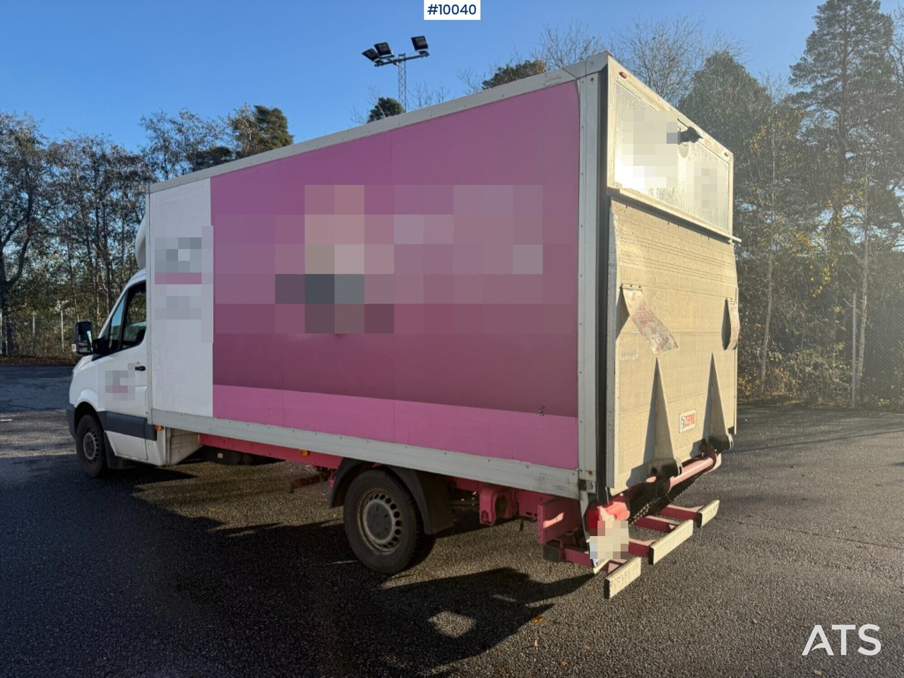 Mercedes Benz Sprinter with tail lift - Varebil med kasse: billede 3 Mercedes Benz Sprinter with tail lift - Varebil med kasse: billede 3