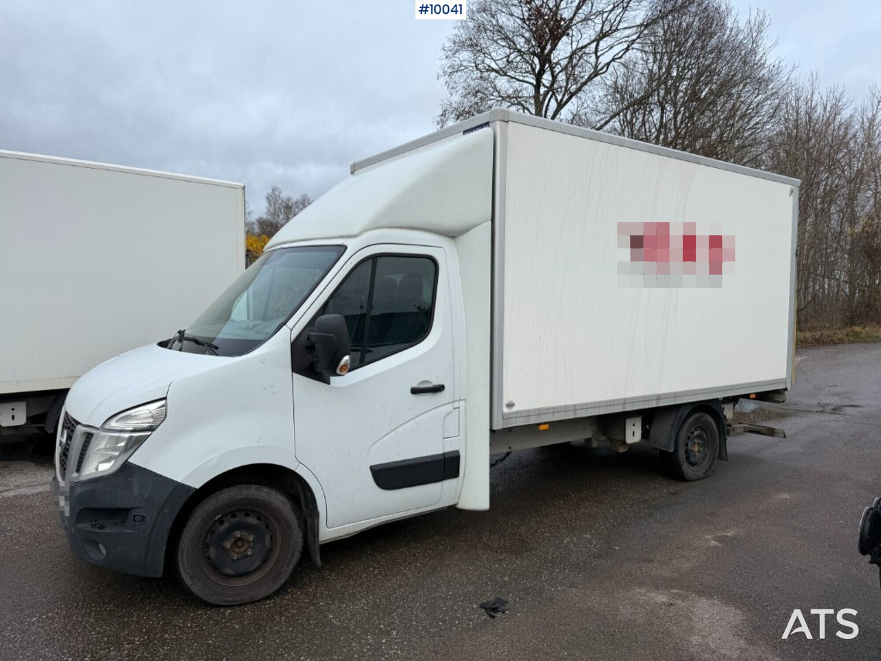 Nissan NV 400 with tail lift - Varebil med kasse: billede 4 Nissan NV 400 with tail lift - Varebil med kasse: billede 4