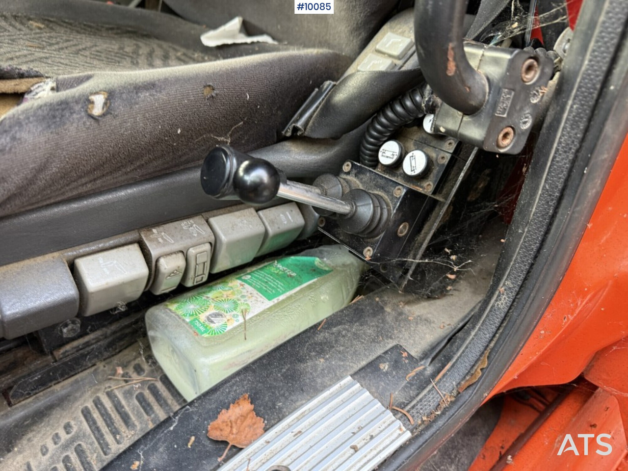 Lastbil kroghejs, Lastbil med kran Scania P94G 300 Crane truck with flatbed Rep. object: billede 15 Lastbil kroghejs, Lastbil med kran Scania P94G 300 Crane truck with flatbed Rep. object: billede 15