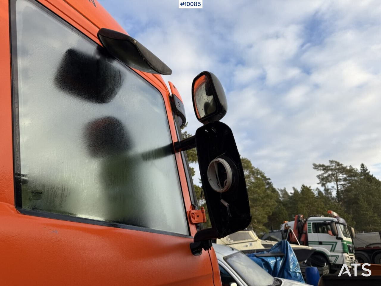 Lastbil kroghejs, Lastbil med kran Scania P94G 300 Crane truck with flatbed Rep. object: billede 13 Lastbil kroghejs, Lastbil med kran Scania P94G 300 Crane truck with flatbed Rep. object: billede 13