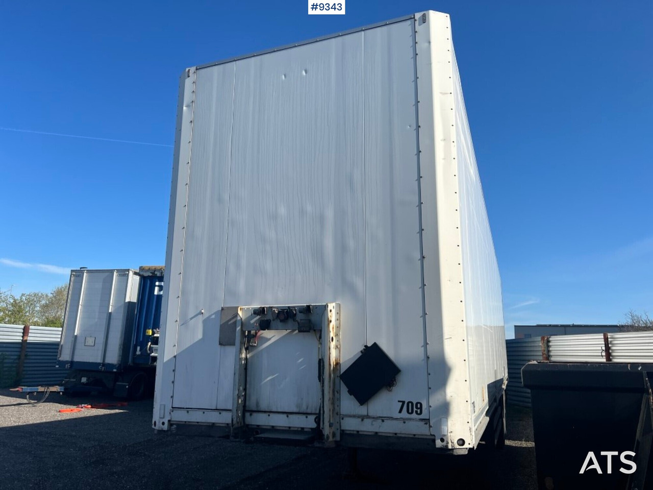 Trailer- SCHMITZ CARGOBULL - Varevogn sættevogn: billede 1 Trailer- SCHMITZ CARGOBULL - Varevogn sættevogn: billede 1