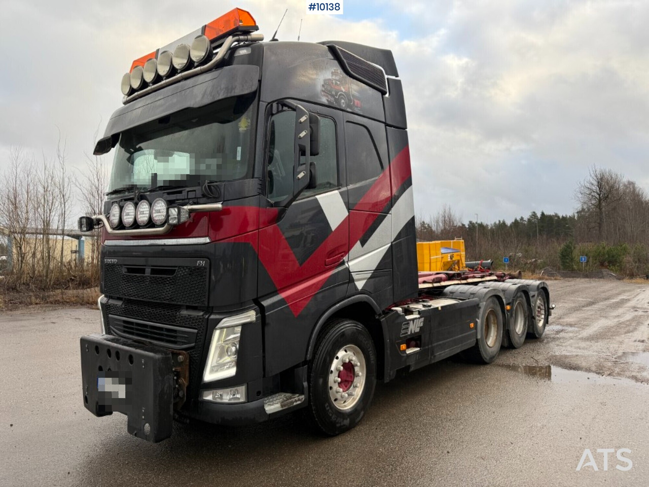 Volvo FH 8X4 Hook truck with plow and salt spreader - Lastbil kroghejs: billede 1 Volvo FH 8X4 Hook truck with plow and salt spreader - Lastbil kroghejs: billede 1