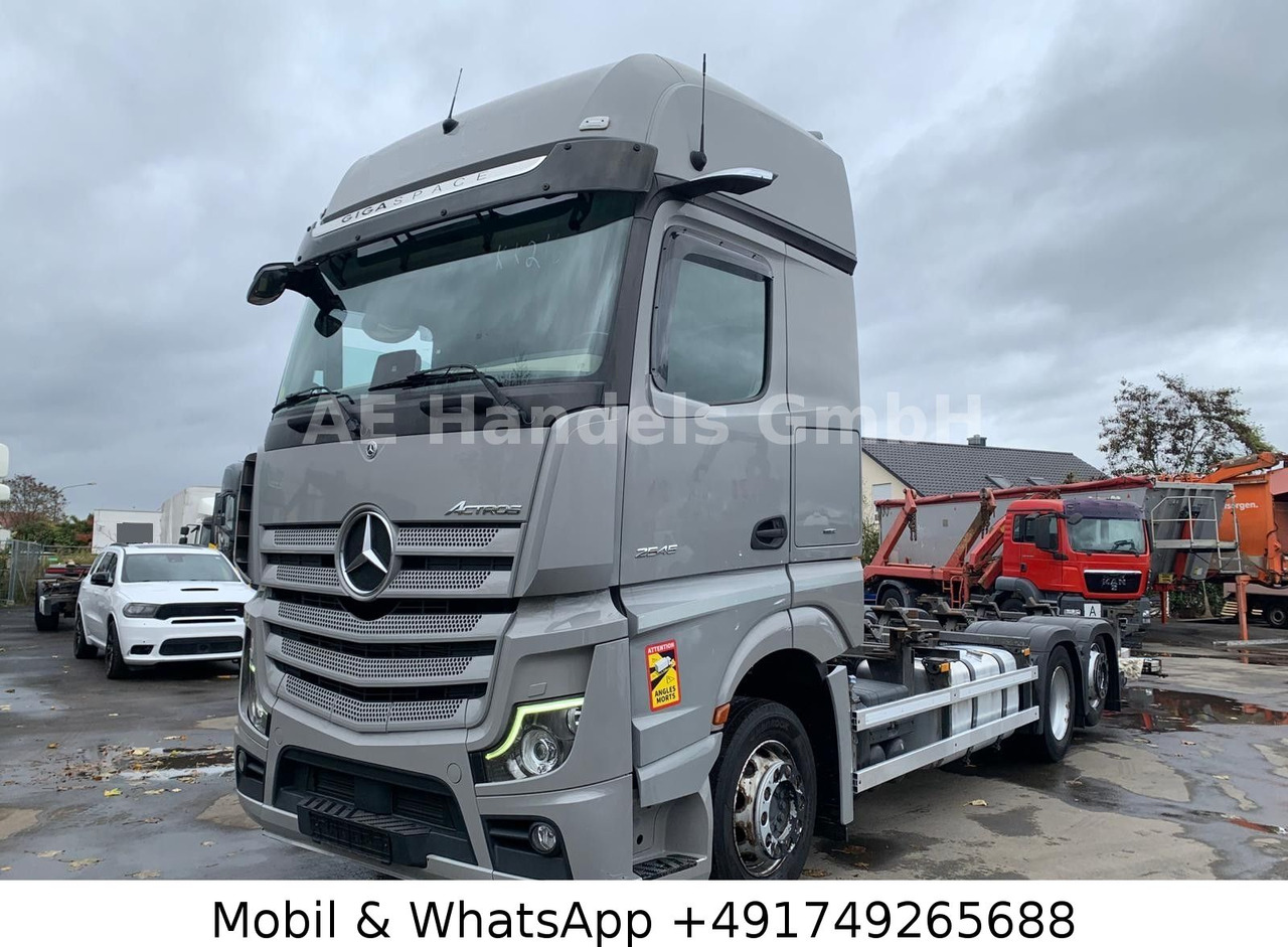 Mercedes-Benz Actros V 2545 GigaSpace BDF LL*Retarder/LBW/L+L - Containerbil/ Veksellad lastbil: billede 1 Mercedes-Benz Actros V 2545 GigaSpace BDF LL*Retarder/LBW/L+L - Containerbil/ Veksellad lastbil: billede 1