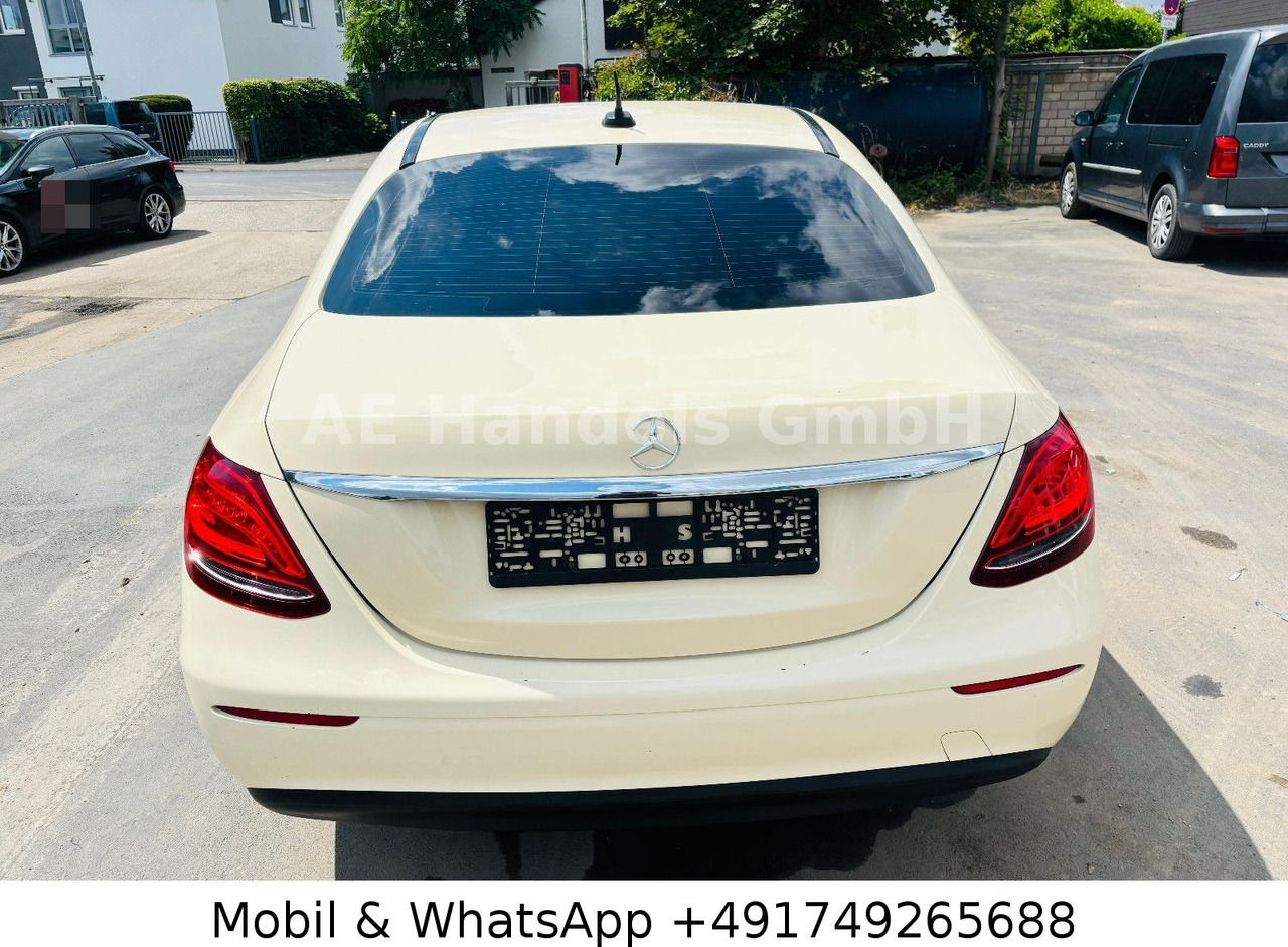 Mercedes-Benz E 220 d *Leder / Sitzheizung / Tempomat - Sedan: billede 4 Mercedes-Benz E 220 d *Leder / Sitzheizung / Tempomat - Sedan: billede 4