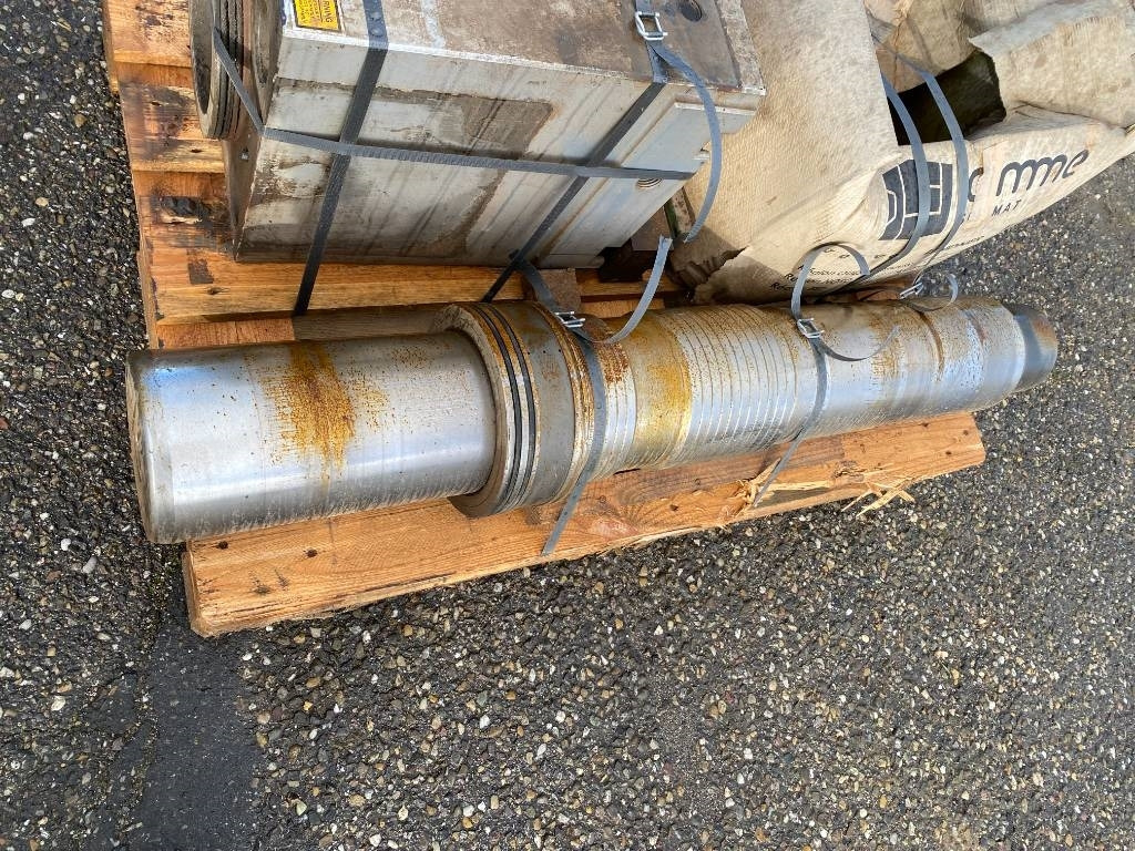 Hydraulisk hammer for Entreprenørmaskin Daemo B 650 a réparer: billede 10