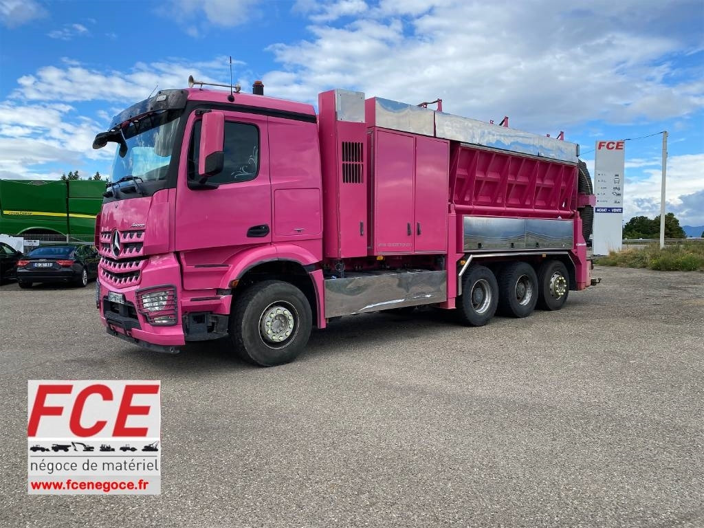 Mercedes-Benz ACTROS 3251/RSP ESE6-RD8000 endommagée - Slamsugemaskine: billede 1 Mercedes-Benz ACTROS 3251/RSP ESE6-RD8000 endommagée - Slamsugemaskine: billede 1