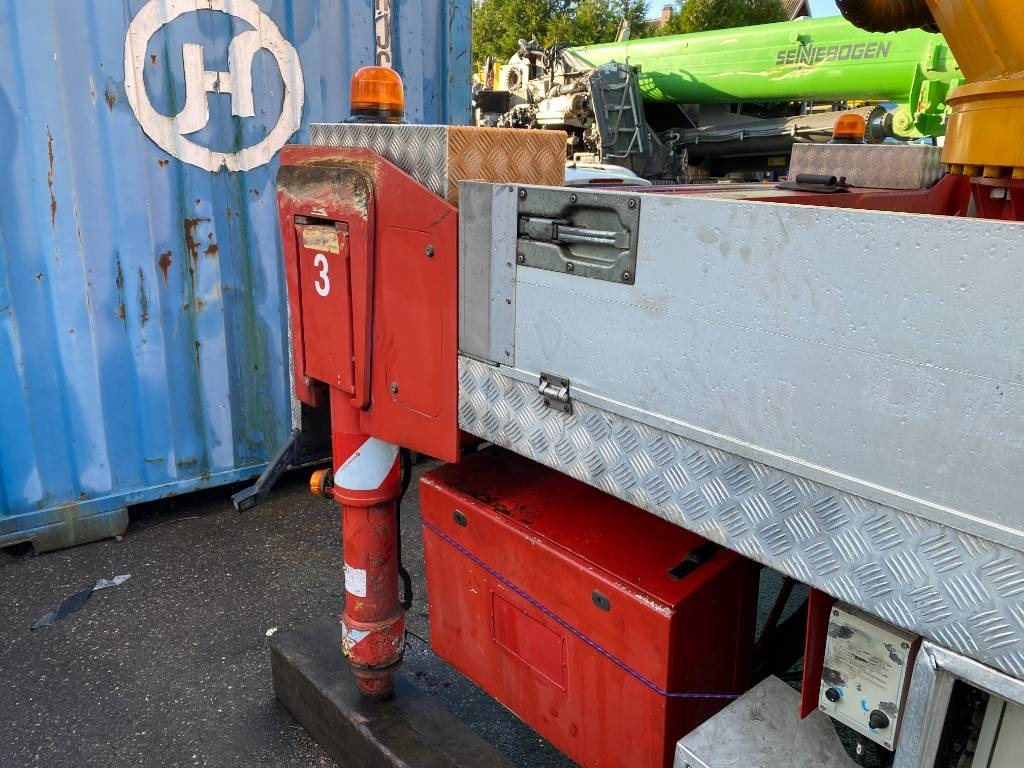 Lastbil med mandskabslift Multitel MJ 600: billede 17