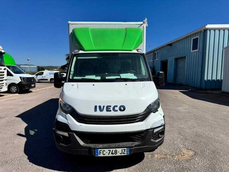 Iveco 35C14 CAISSE HAYON - Varebil med kasse: billede 3 Iveco 35C14 CAISSE HAYON - Varebil med kasse: billede 3