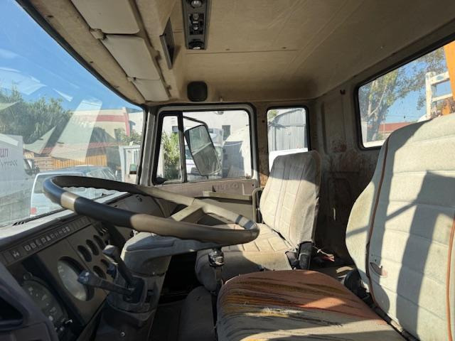 Iveco UNIC 175-24 BENNE GRUE - Tipvogn lastbil, Lastbil med kran: billede 5 Iveco UNIC 175-24 BENNE GRUE - Tipvogn lastbil, Lastbil med kran: billede 5